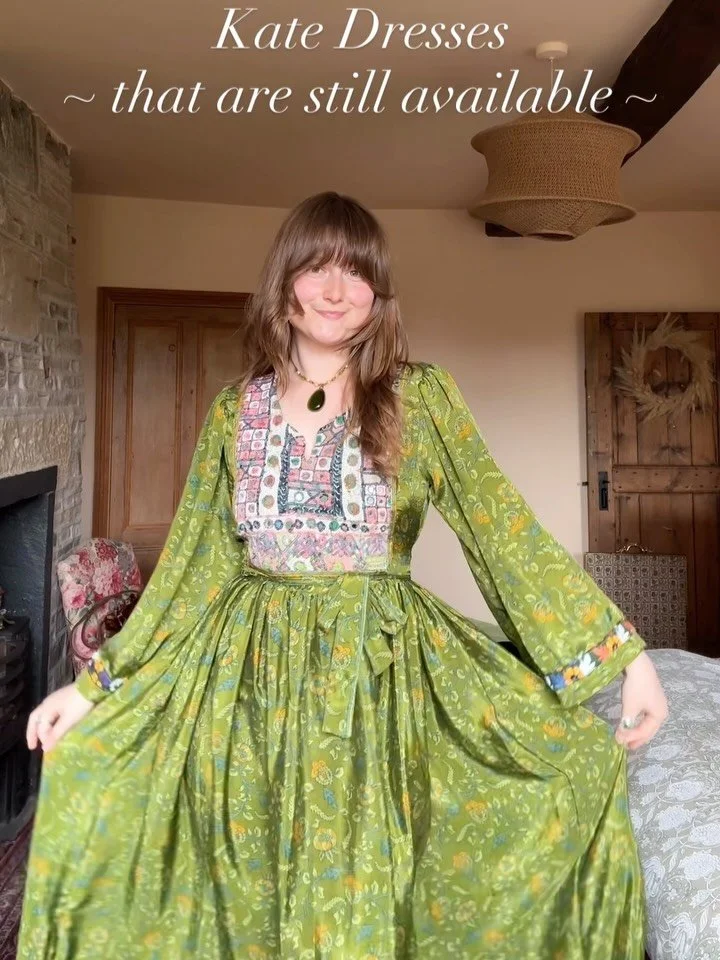 You guys loved our KATE dress collection! Thanks so much for your recent orders &hearts;️ here&rsquo;s what we&rsquo;ve got left! All dresses are one of a kind! Only ONE of each available 🧚🏼&zwj;♀️ 

Worldwide Shipping 
www.seventiessoul.co.uk
