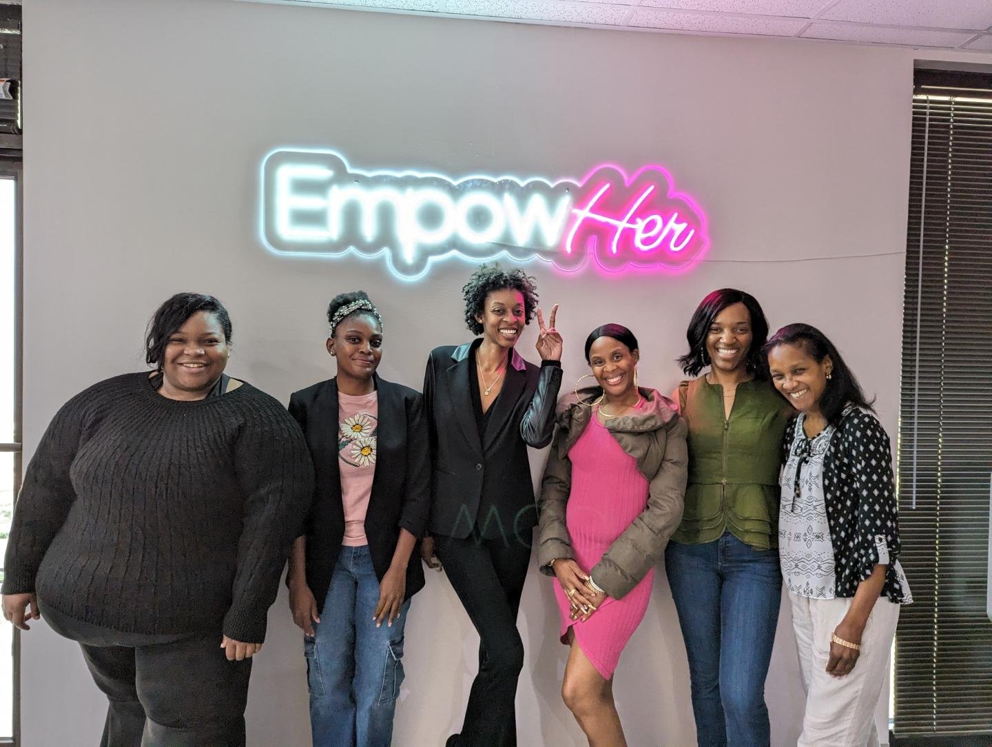 Our first official Alumni workshop was a success! Huge thank you to @dressforsuccessatlanta for hosting us and a few of our wonderful moms, and thank you to Lauren for the amazing session! Our moms left feeling inspired, motivated and ready to take o