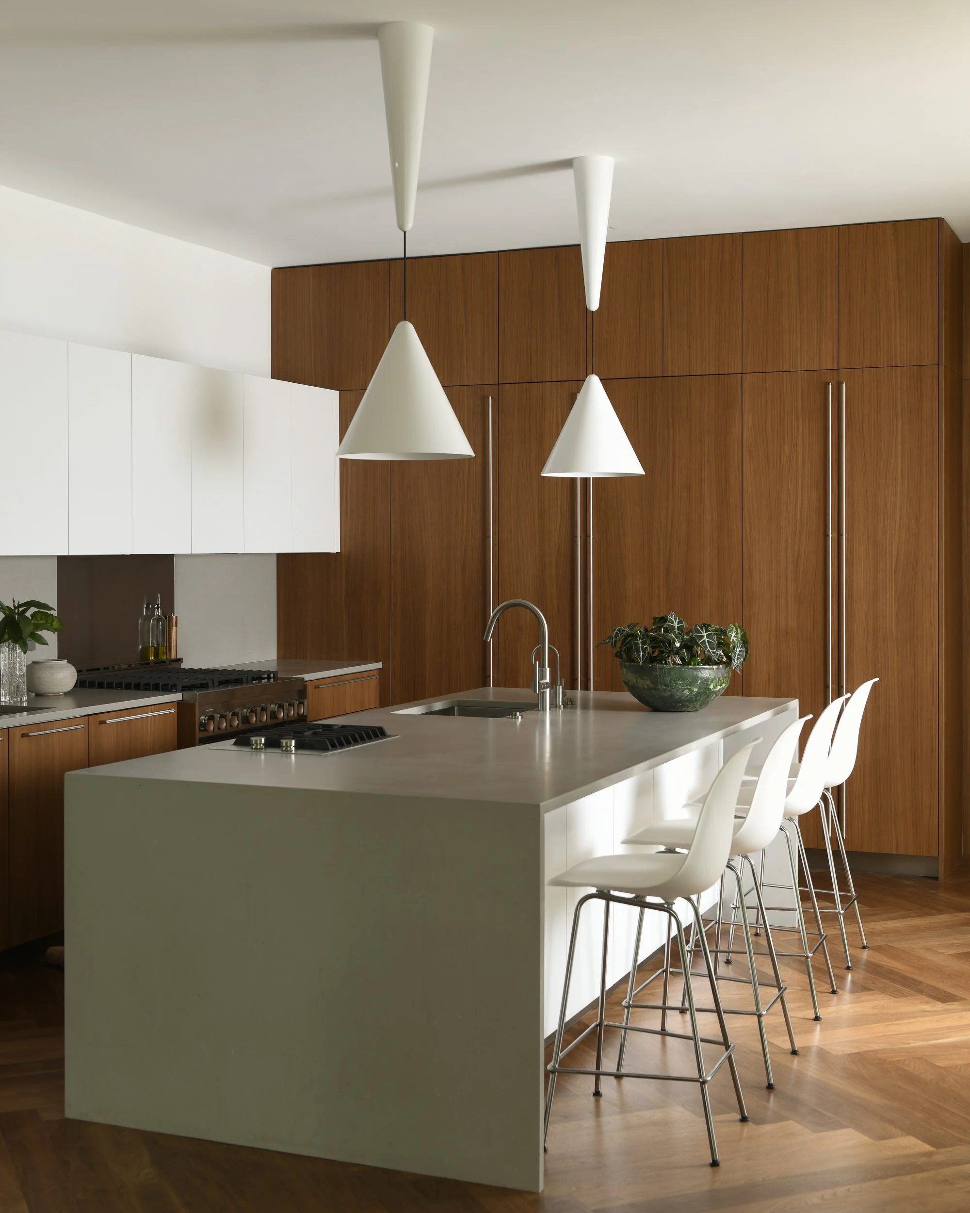 WEISSHOUSE X BRILLHART