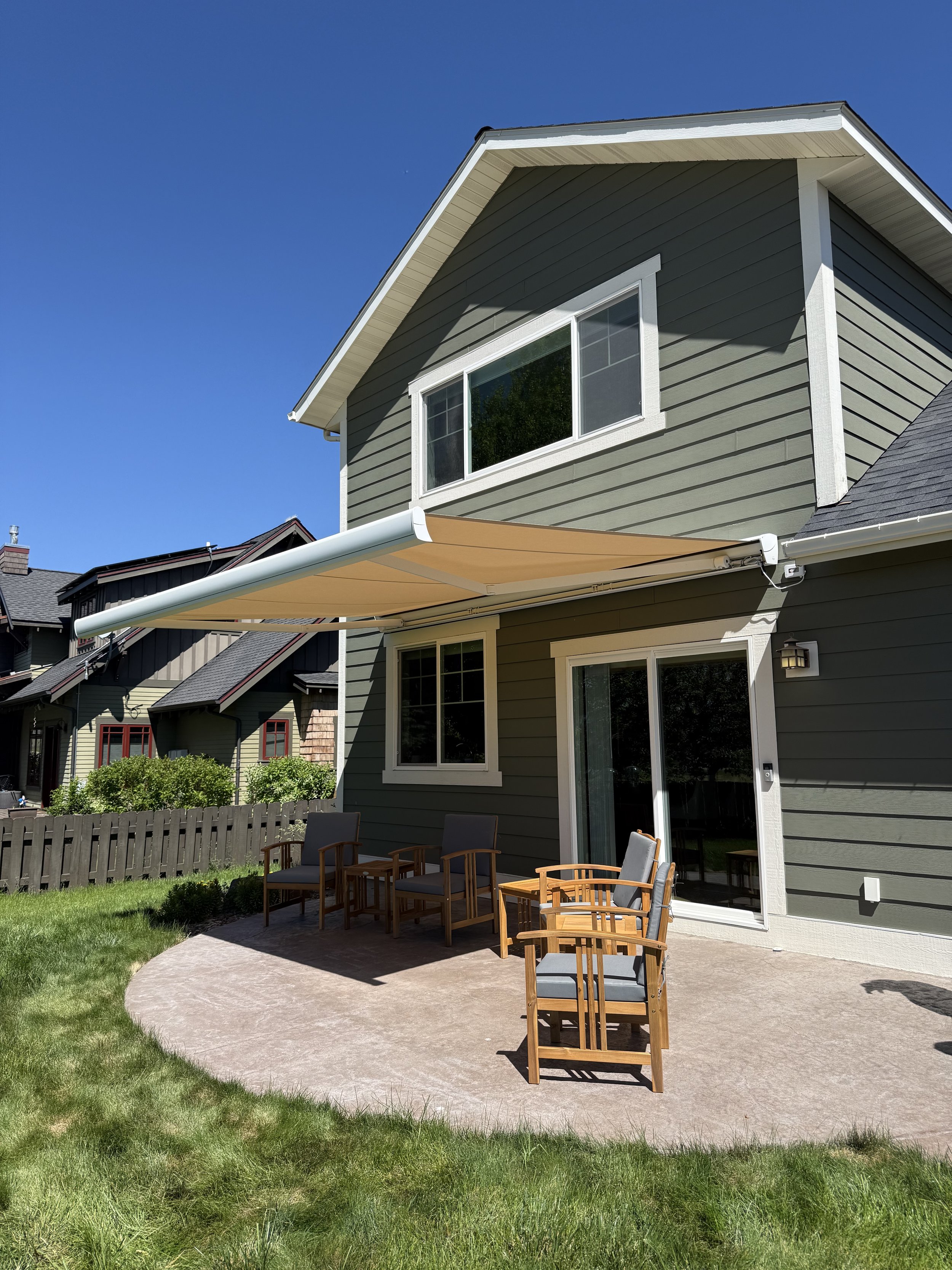 Motorized Retractable Awning | Bozeman