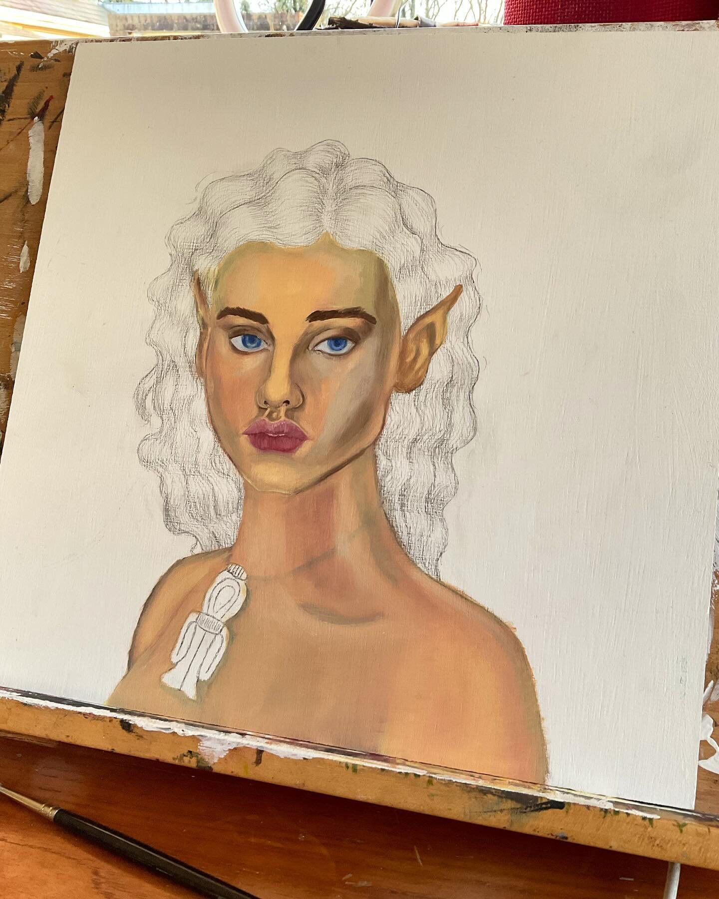 🌀A bit of the process of &ldquo;Tyet&rdquo; I&rsquo;ve been dealing with a lot of uncertainty inwards lately and painting is the only thing that makes sense, or does it? 

🤹🏽&zwj;♀️I feel like the first layers of this painting were just an attempt