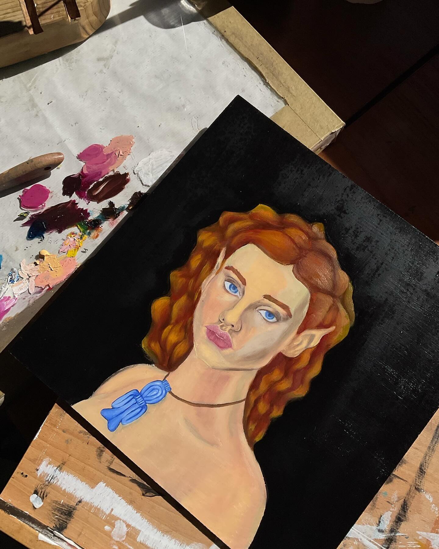 ✨SHINY FRIDAY✨ discount time!! and the sun decided to show up today so I am also sharing some of the process of &ldquo;Tyet&rdquo; so far!

I am loving to paint her hair but I&rsquo;ve been waiting for the background to dry for almost a week now 🫠

