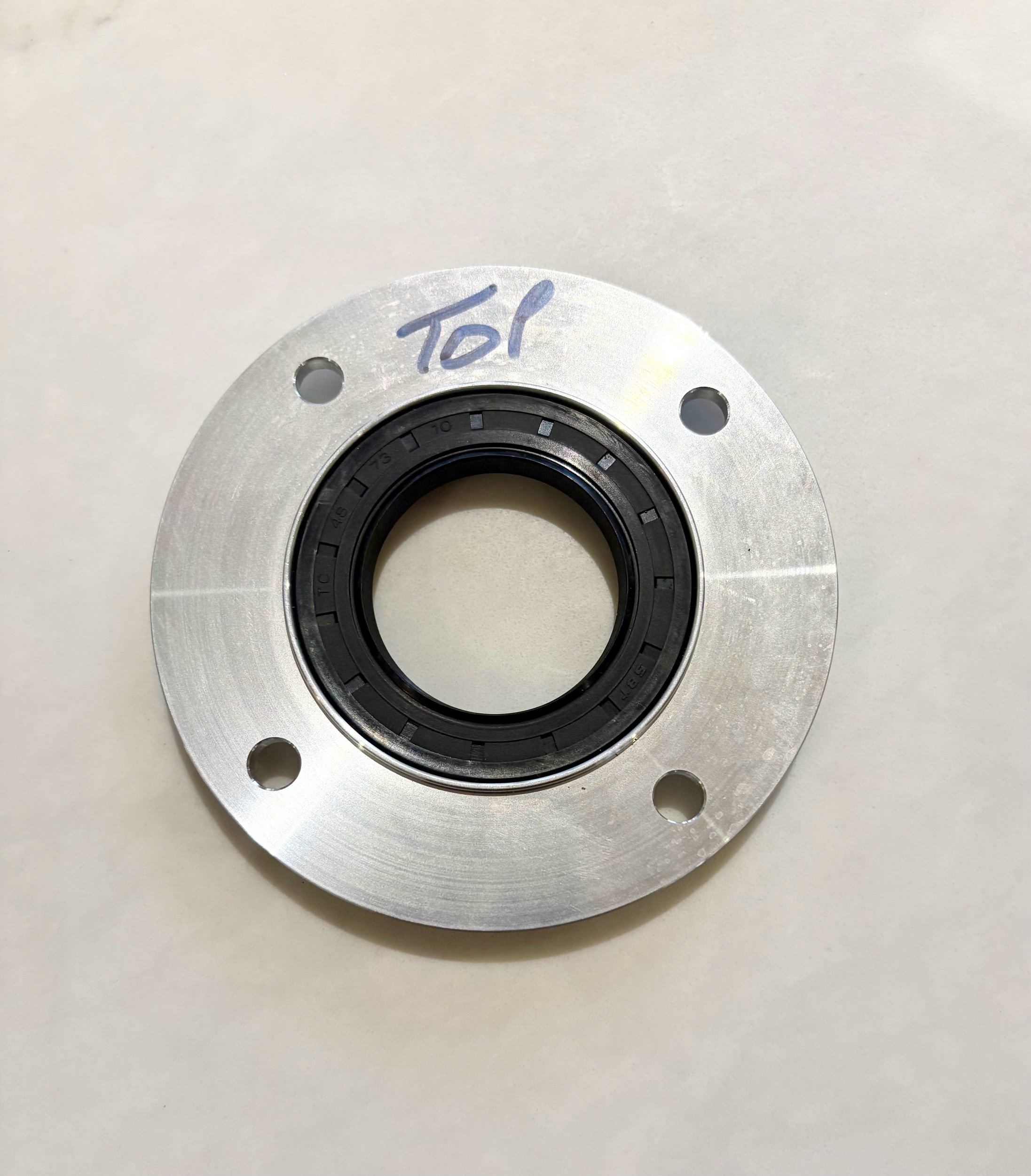 Rear Main Oil Seal Plate c/w Modern seal (1930-1939)