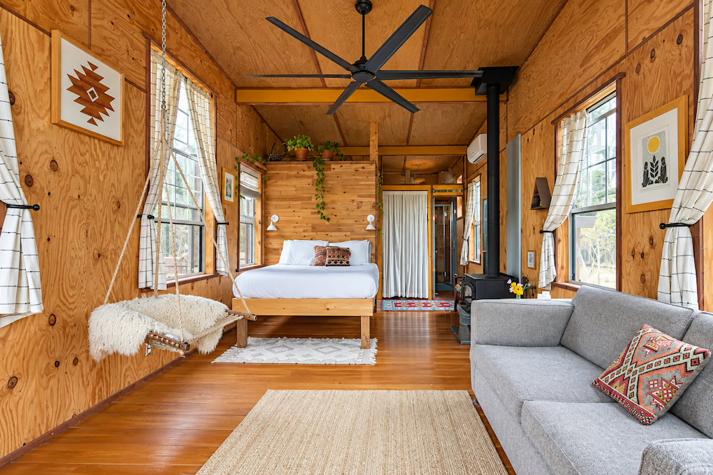 1 queen bed