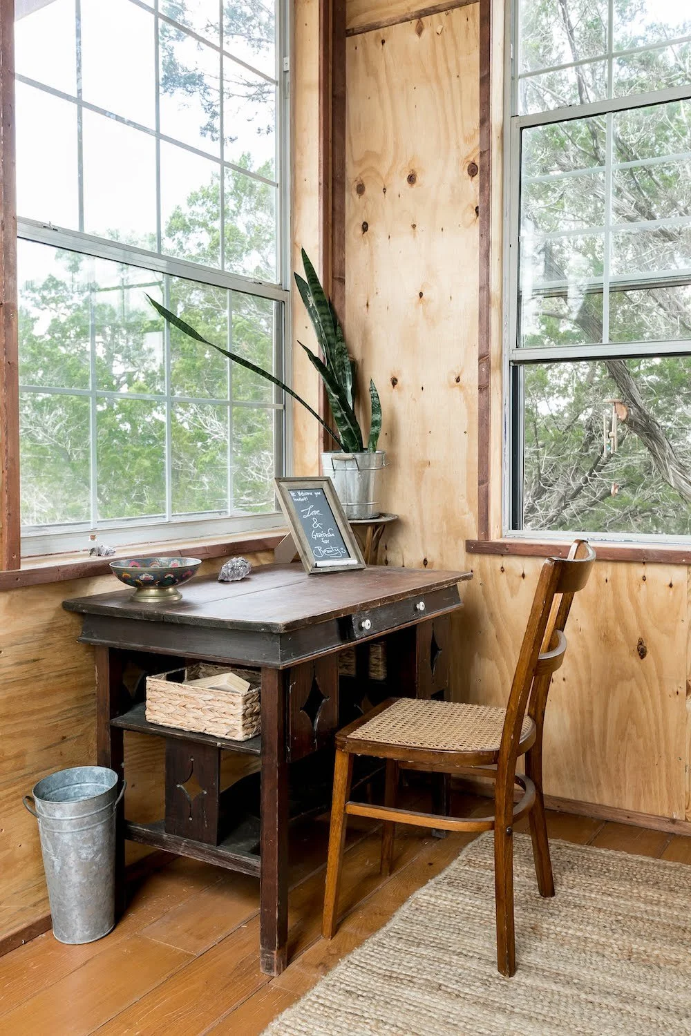 working desk