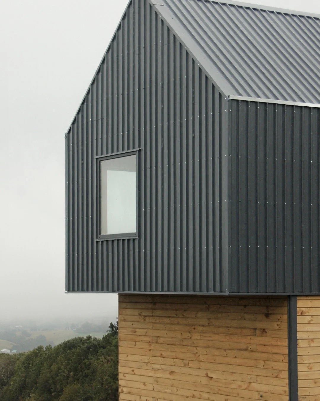 C&oacute;mo se dise&ntilde;&oacute; vs c&oacute;mo se construy&oacute; 🤎 &iquest;Alguna vez te has preguntado si un sue&ntilde;o puede hacerse realidad? En Winteri demostramos que s&iacute;: nuestros proyectos de dise&ntilde;o de casas modernas en C