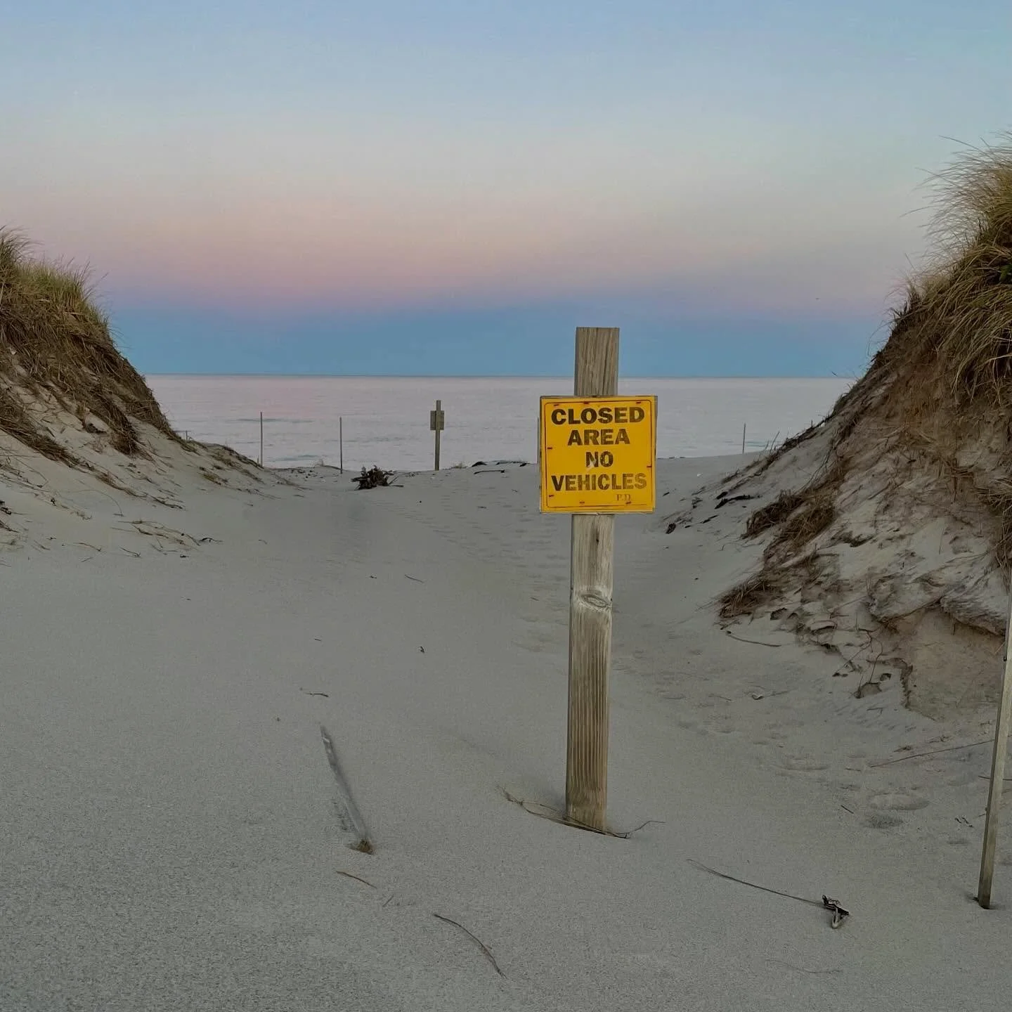 keeping the light kindled&hellip;join me for classes at orleans yoga this week✨

This week: 
~Monday&bull; 4:15&ndash;5:15 pm
~Tuesday &bull; 9:15&ndash;10:30 am
~Thursday &bull; 9:15&ndash;10:30 am
~Friday &bull; 4:15&ndash;5:30 pm (🪷with guided me