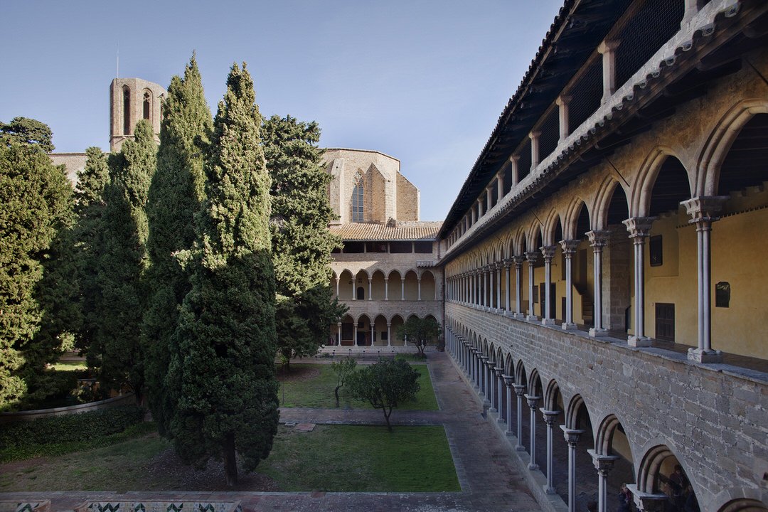 Monastery_Pedralbes_02.jpg