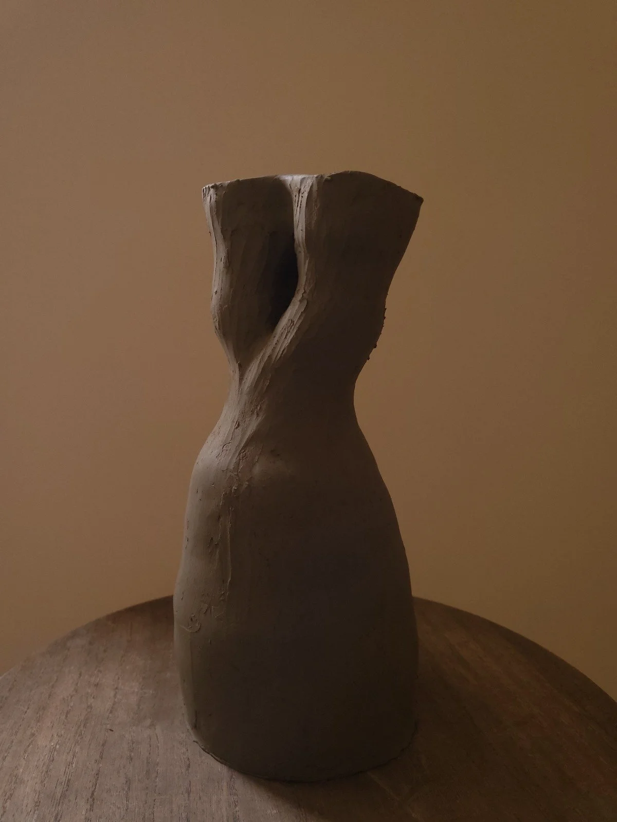 Un pomeriggio al tornio – Laboratorio di ceramica con Claudia Pelosi a Benevento