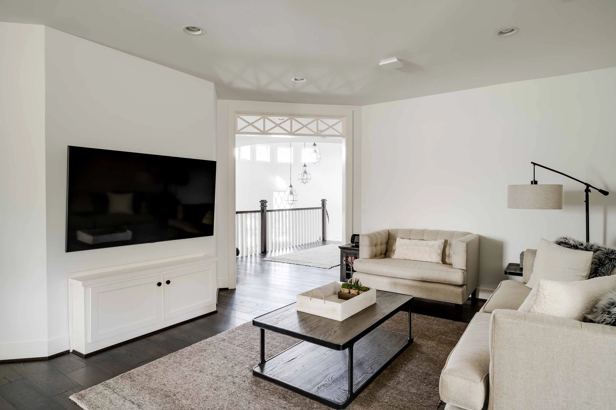 LRL_SophisticatedLIving_55_.jpg