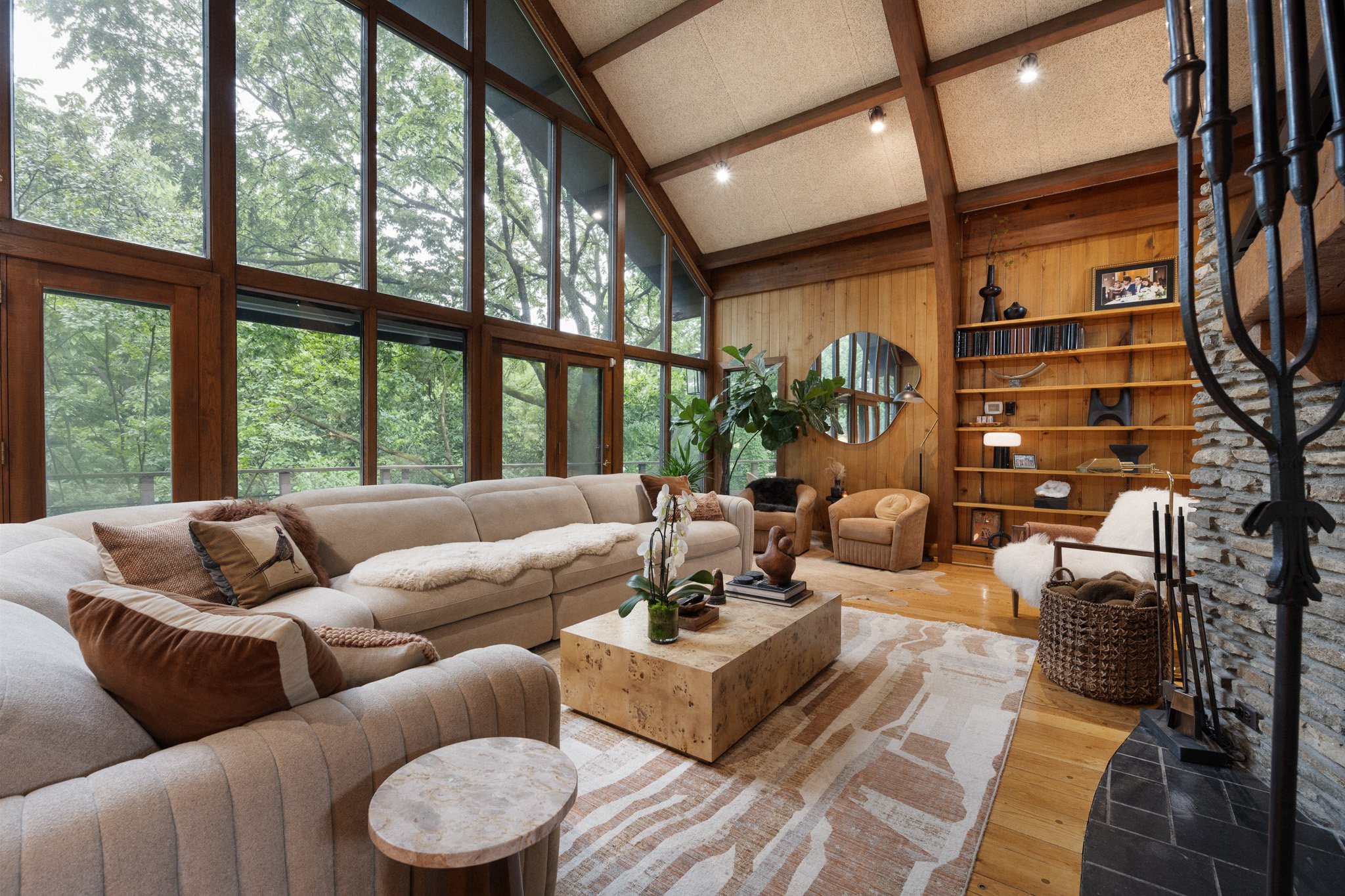 800 Greenspur Ln_web-23.jpg