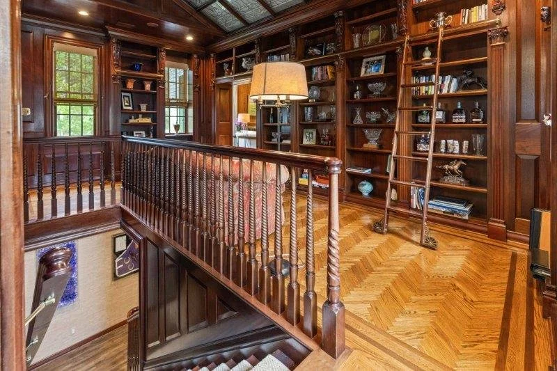 43-web-or-mls-6706 Elmcroft Cir-43.jpg