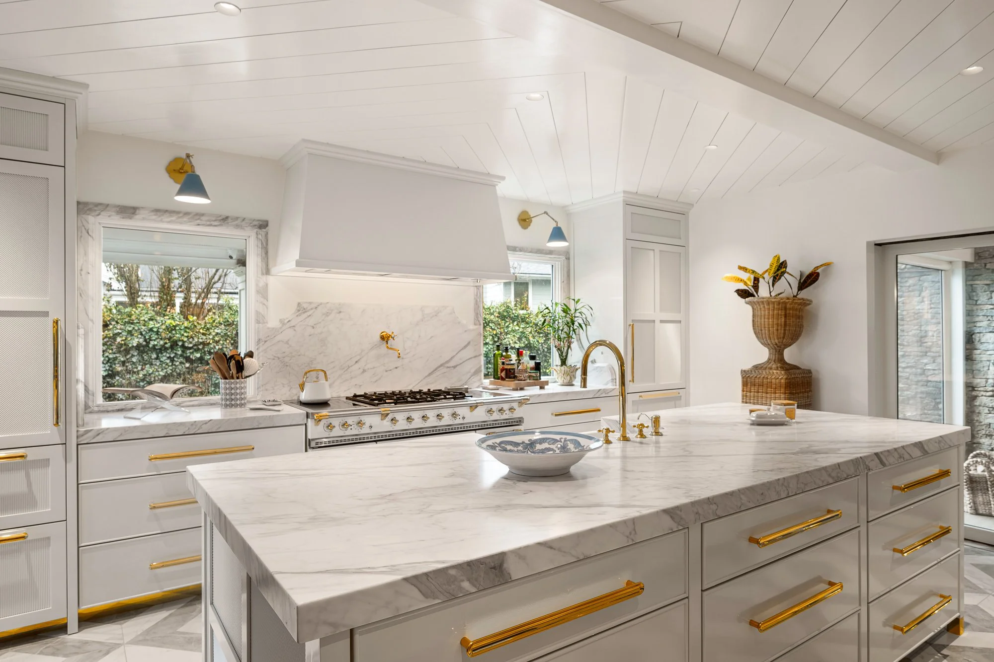 4500 River Road-17.jpg