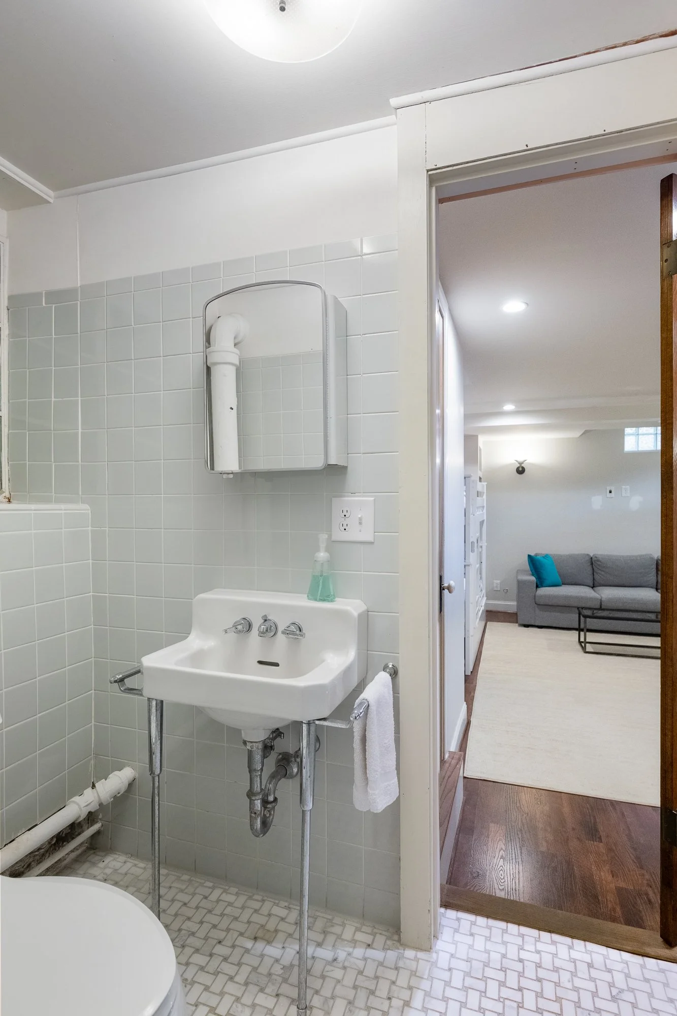 2525 Ransdell Ave interiors_webres-41.jpg