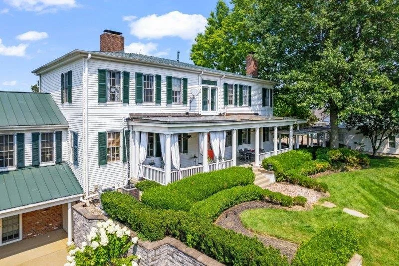 17-web-or-mls-6706 Elmcroft Cir-17.jpg