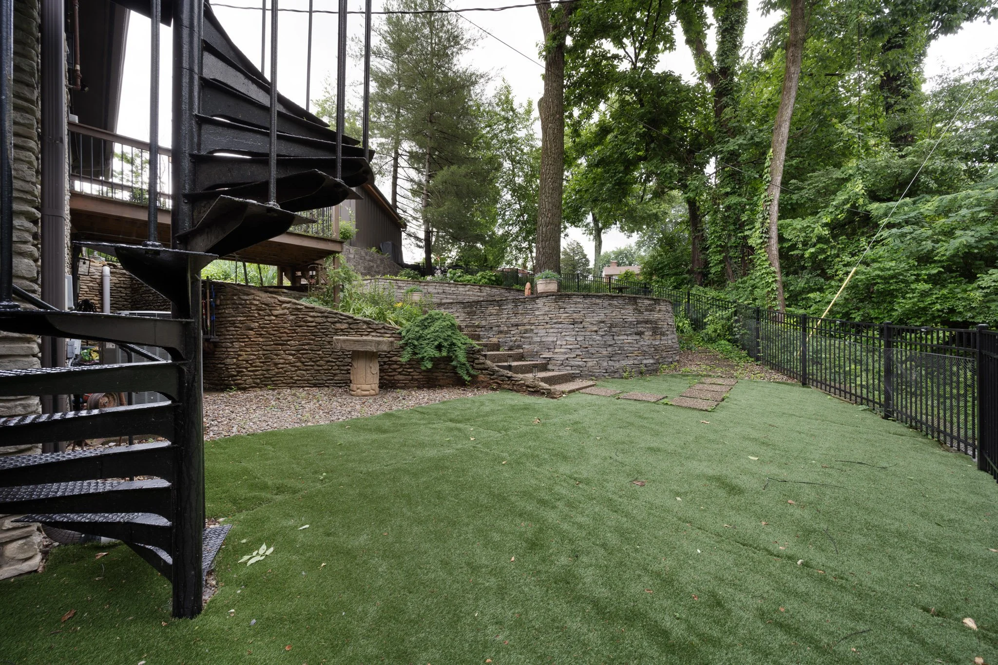 800 Greenspur Ln_web-106.jpg