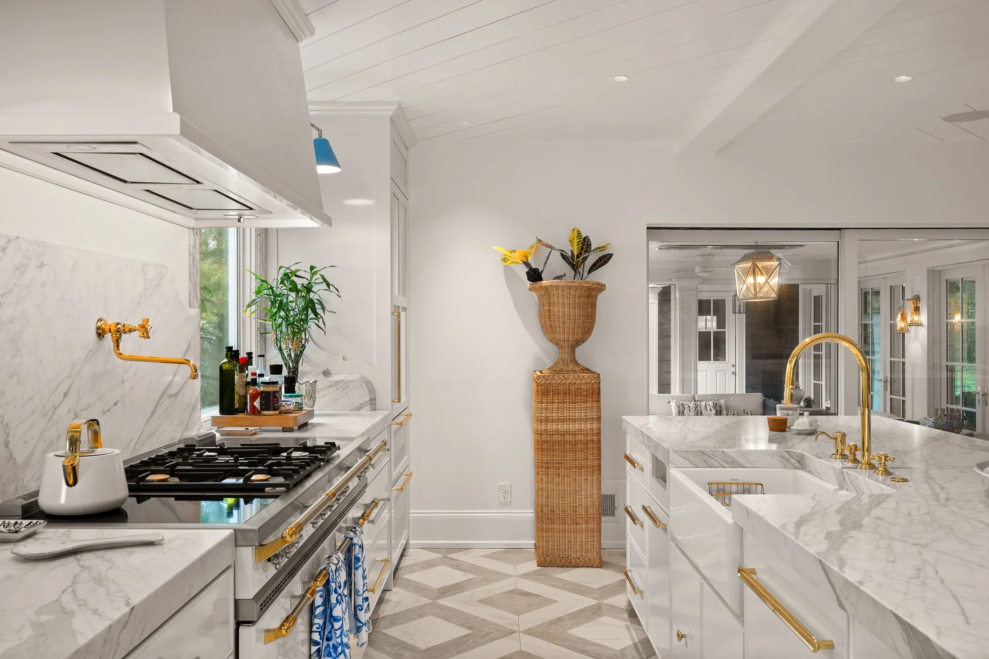 4500 River Road-20.jpg