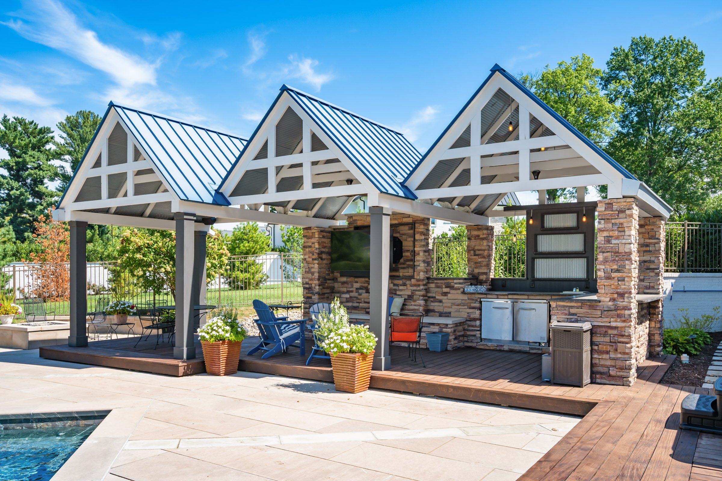 5109 Dunvegan Rd-76.jpg