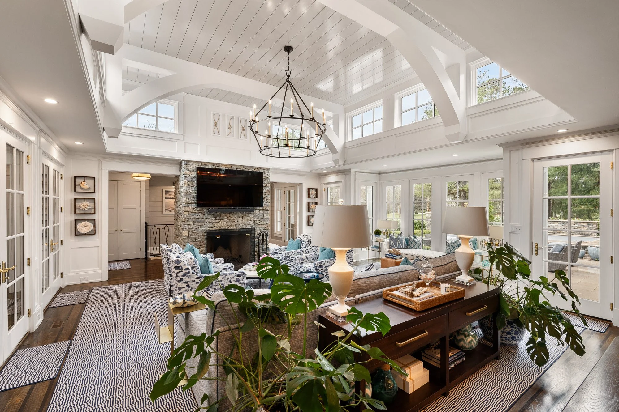 4500 River Road-5.jpg