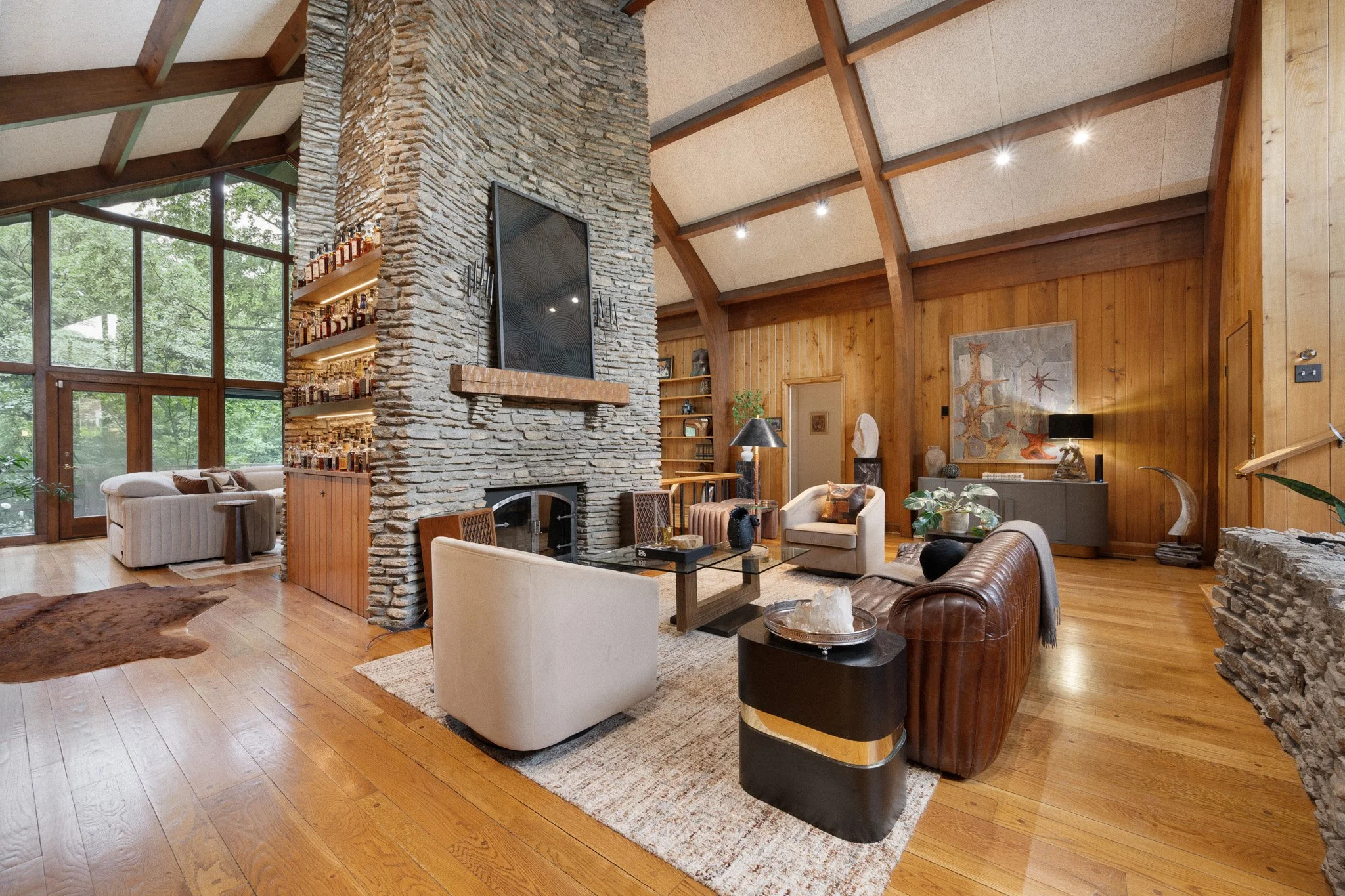 800 Greenspur Ln_web-18.jpg