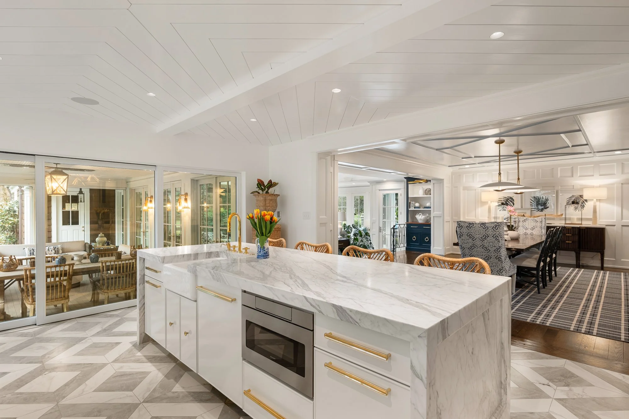 4500 River Road-19.jpg