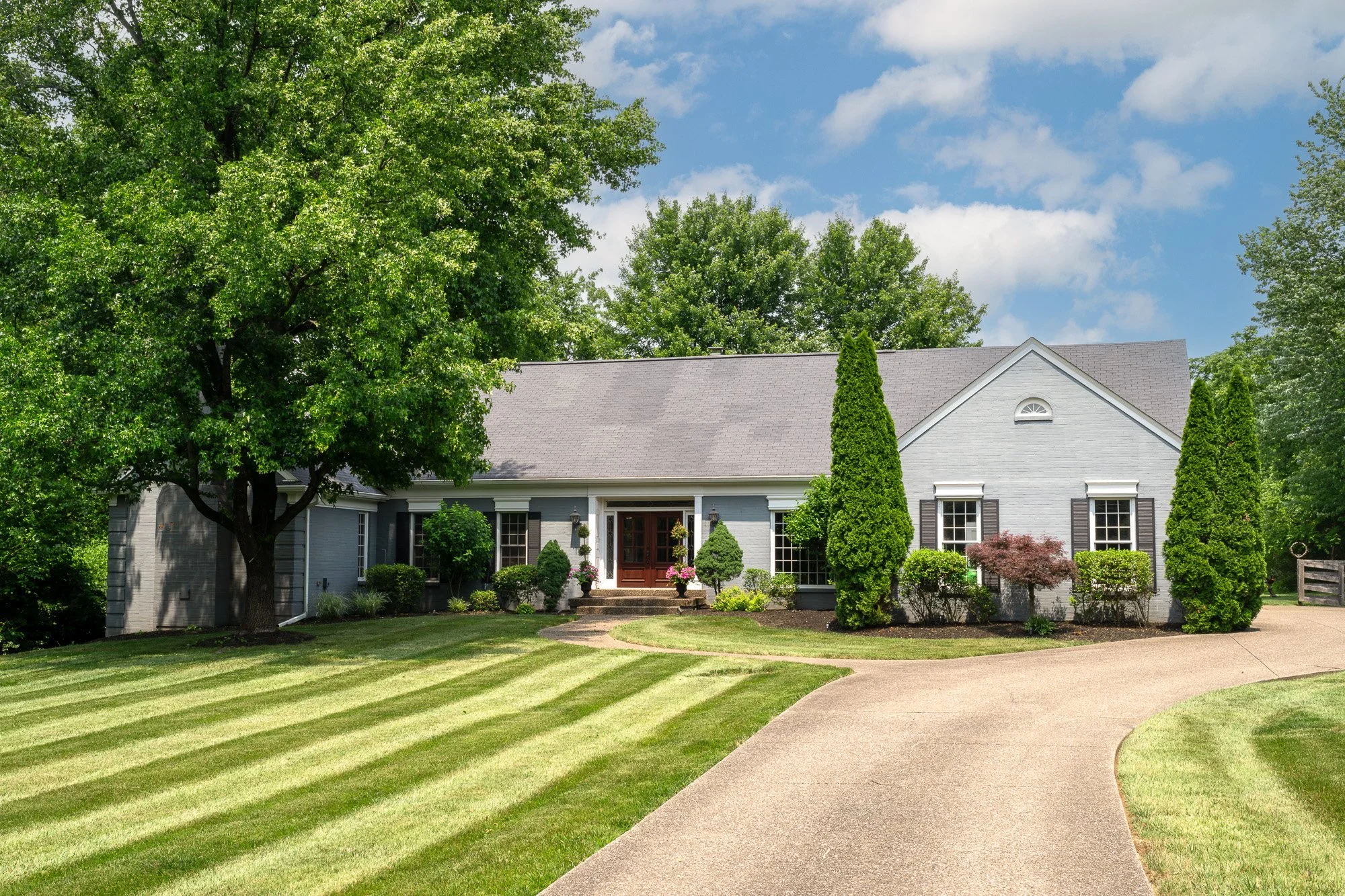 701 Evergreen Rd_webres-1.jpg