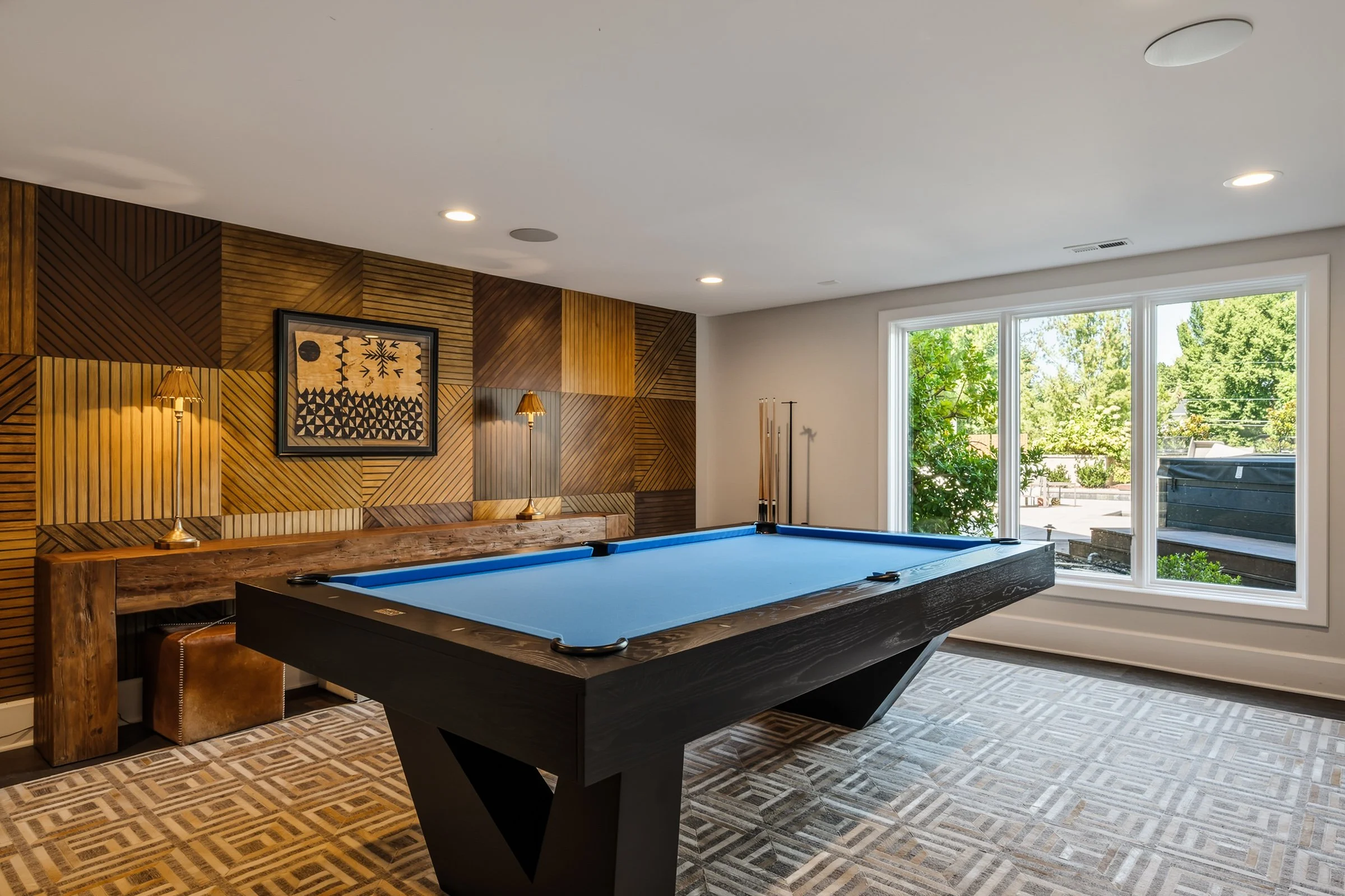5109 Dunvegan Rd-55.jpg