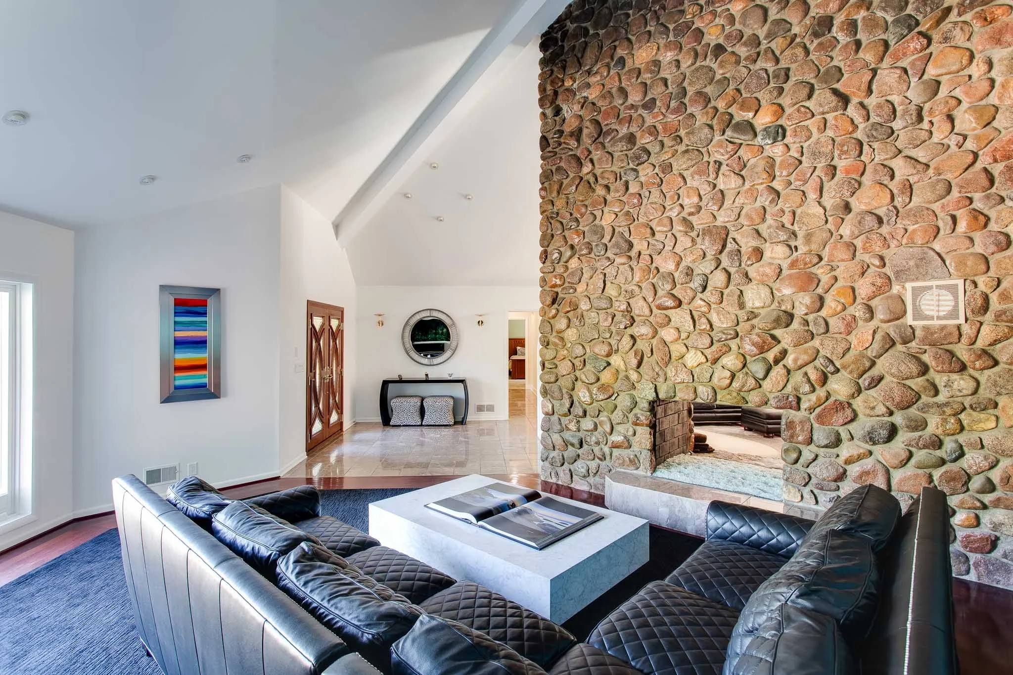 LRL_ContemporaryOasis_09_.jpg