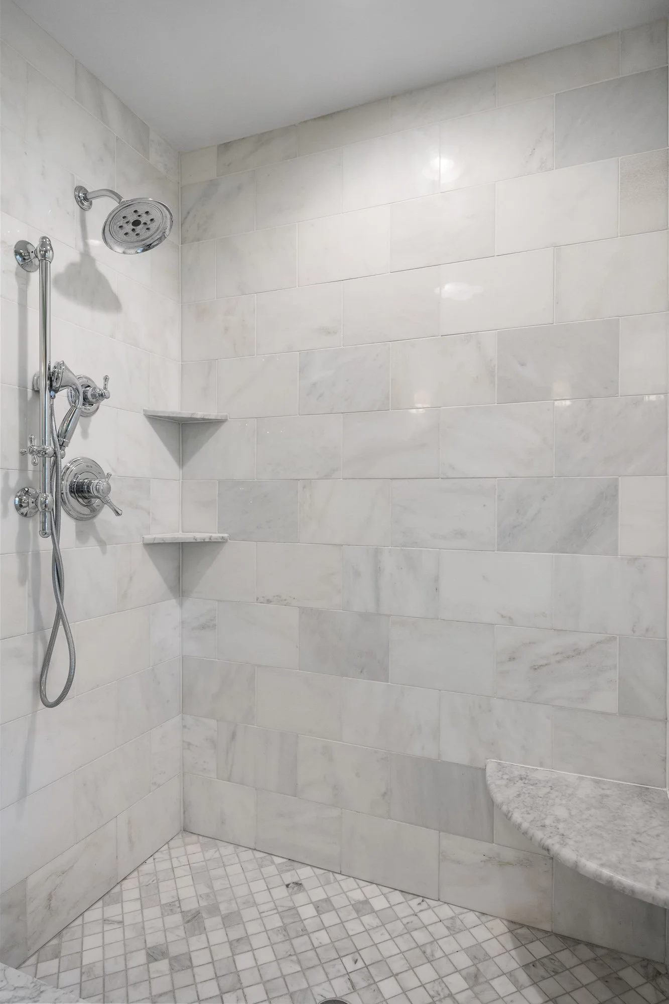 405 Mayfair Ln_web-75.jpg