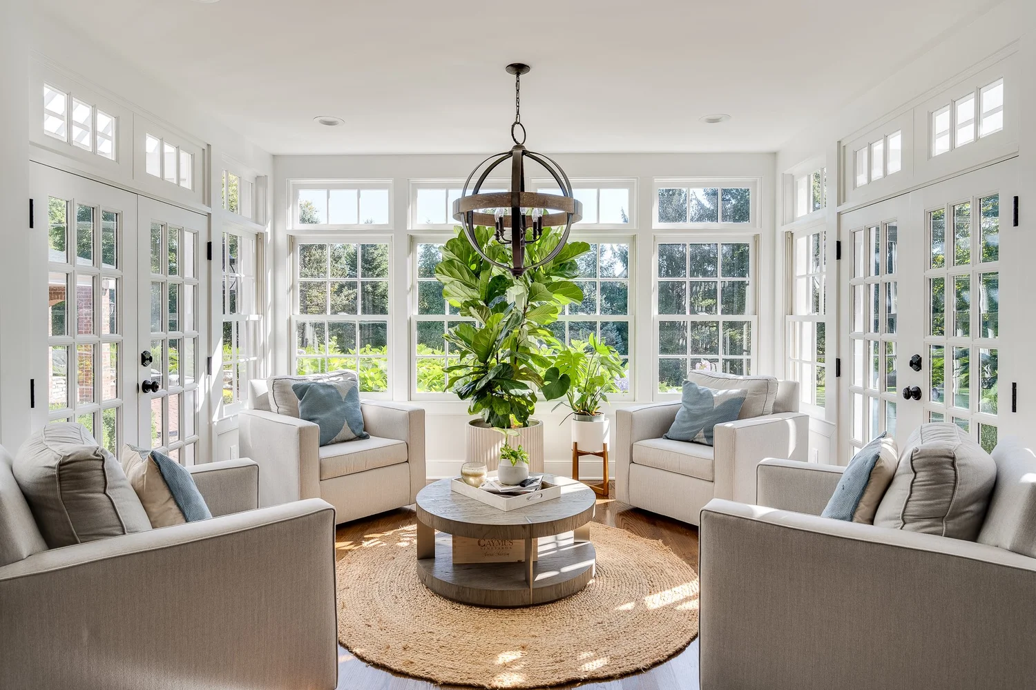 Traditional Elegance — Luxury Rentals Louisville