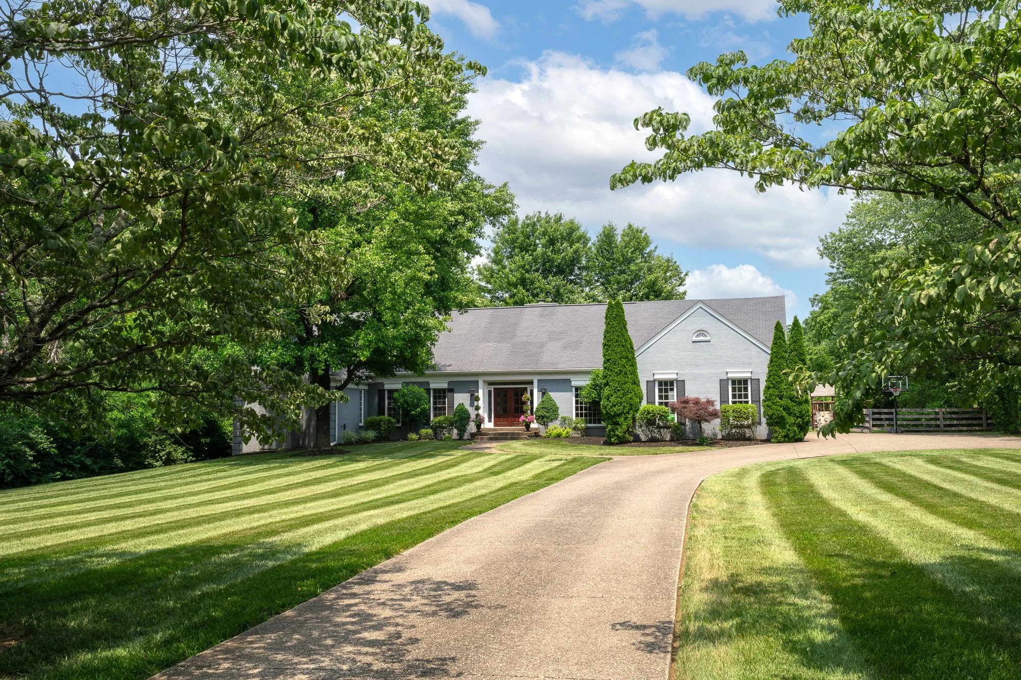 701 Evergreen Rd_webres-2.jpg