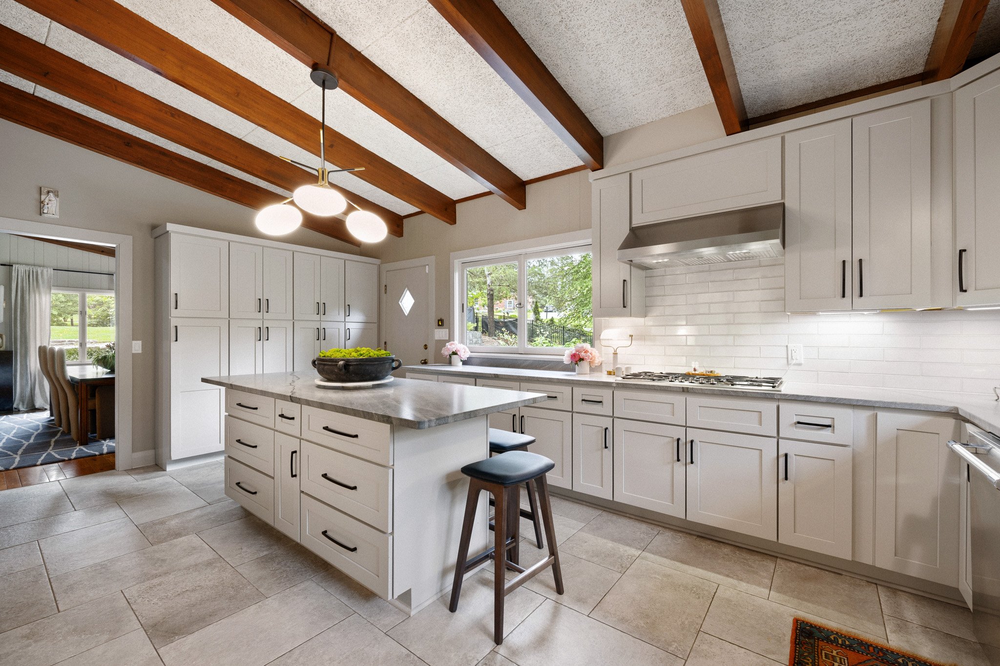 800 Greenspur Ln_web-50.jpg