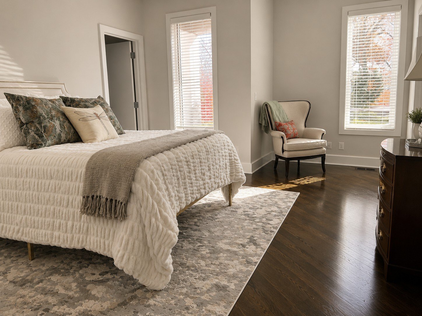 bed 2.jpg