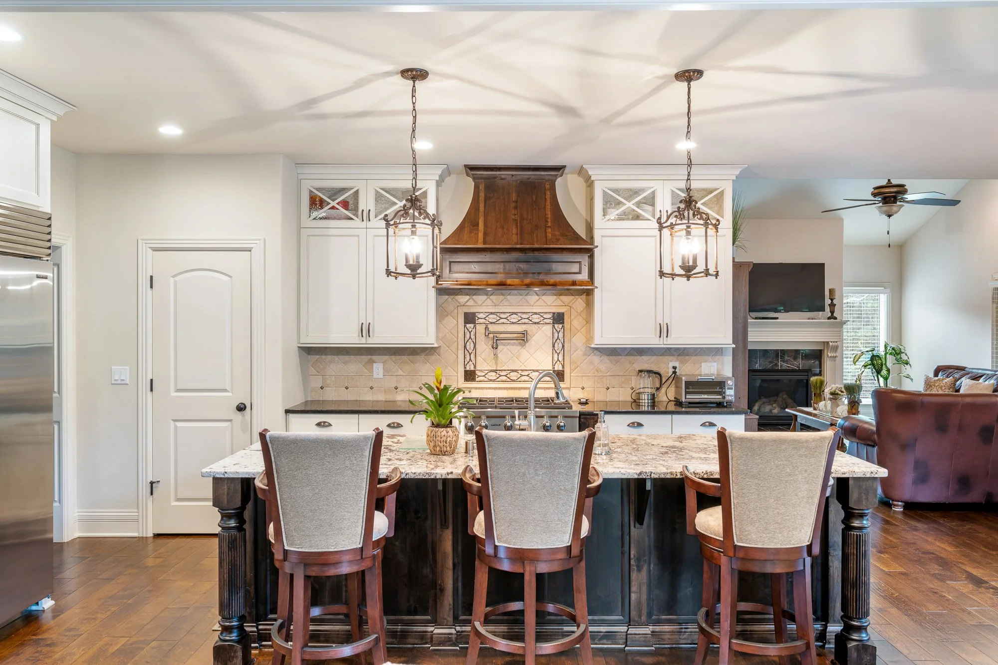 6119 Springhouse Farm Ln_web-15.jpg