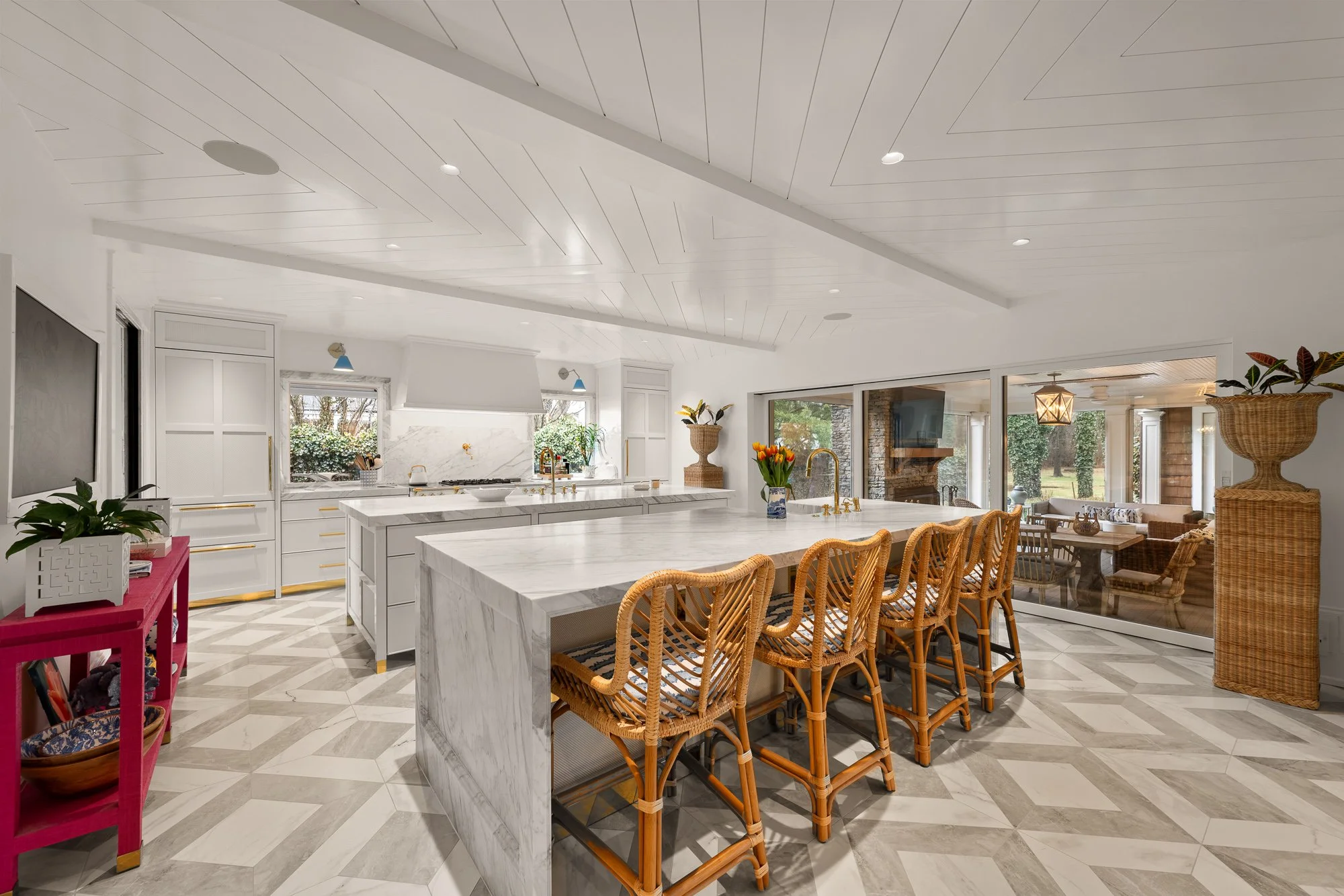 4500 River Road-15.jpg