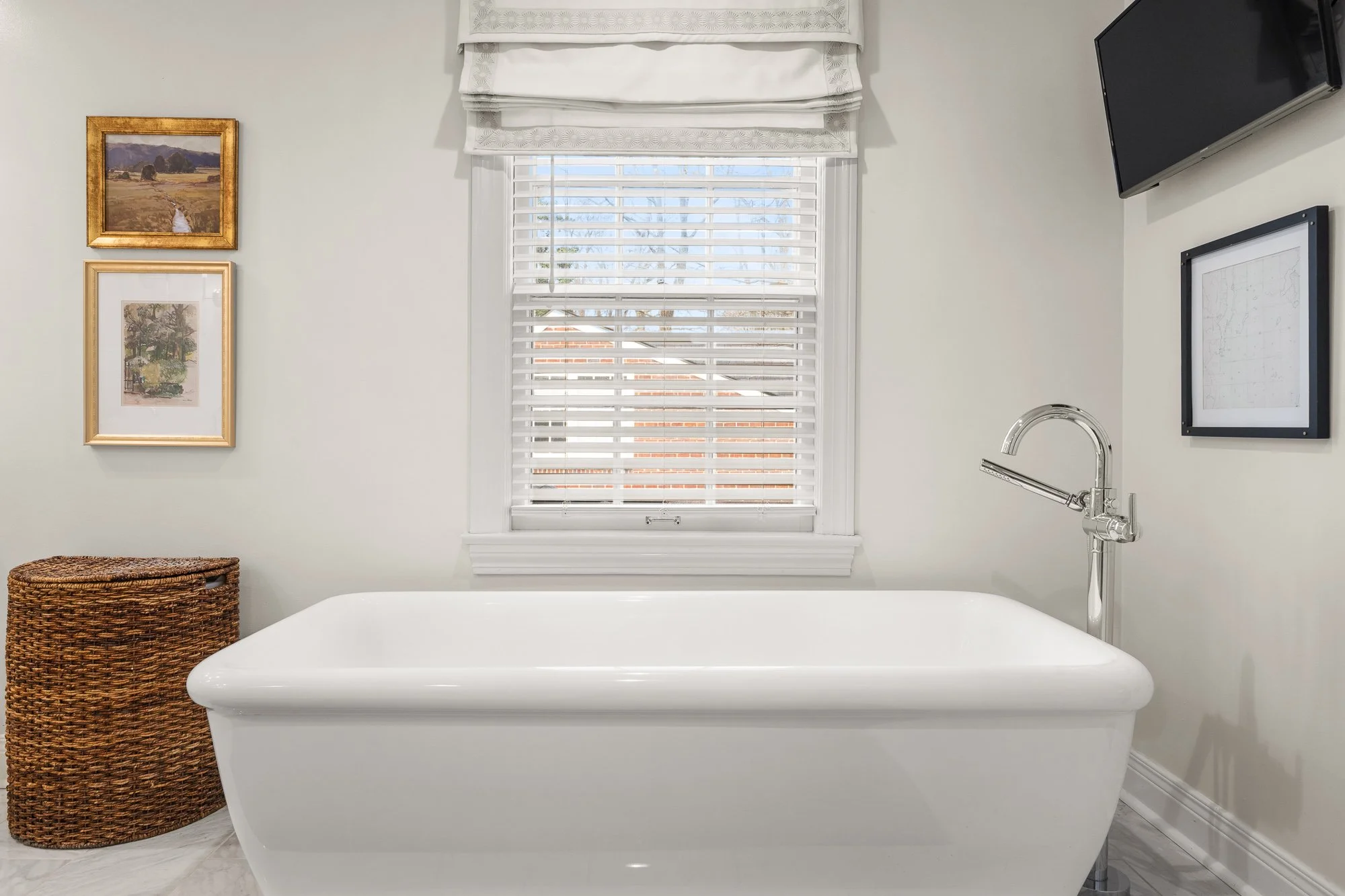 405 Mayfair Ln_web-60.jpg