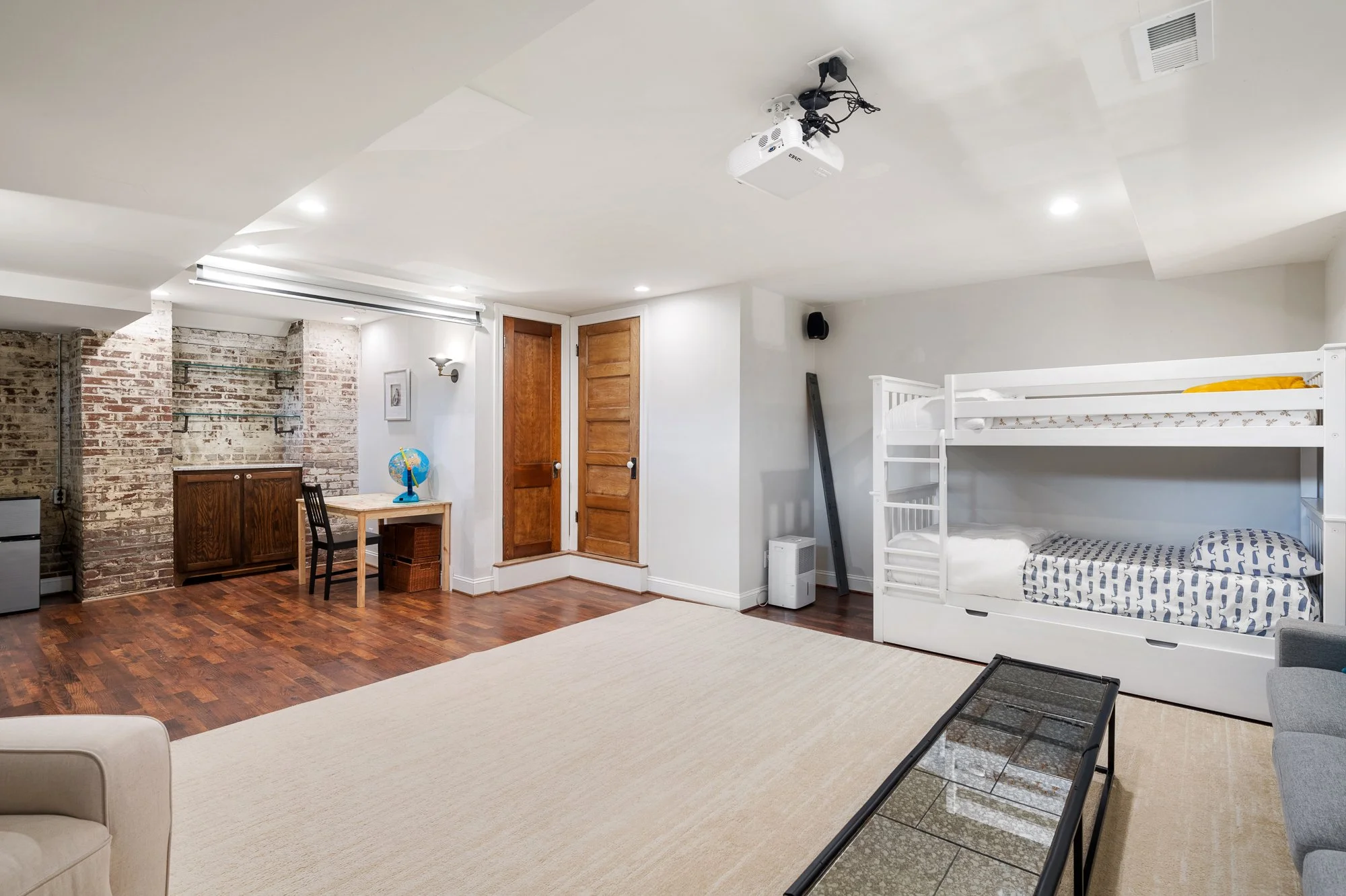 2525 Ransdell Ave interiors_webres-39.jpg