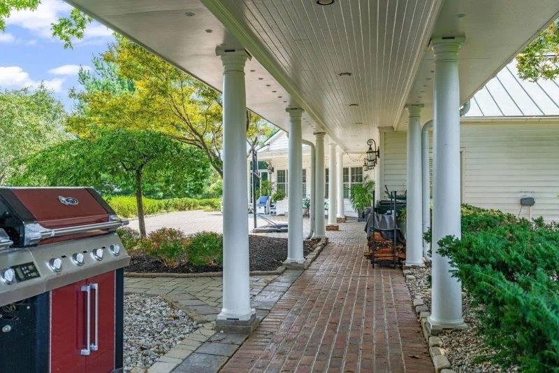 26-web-or-mls-6706 Elmcroft Cir-26.jpg