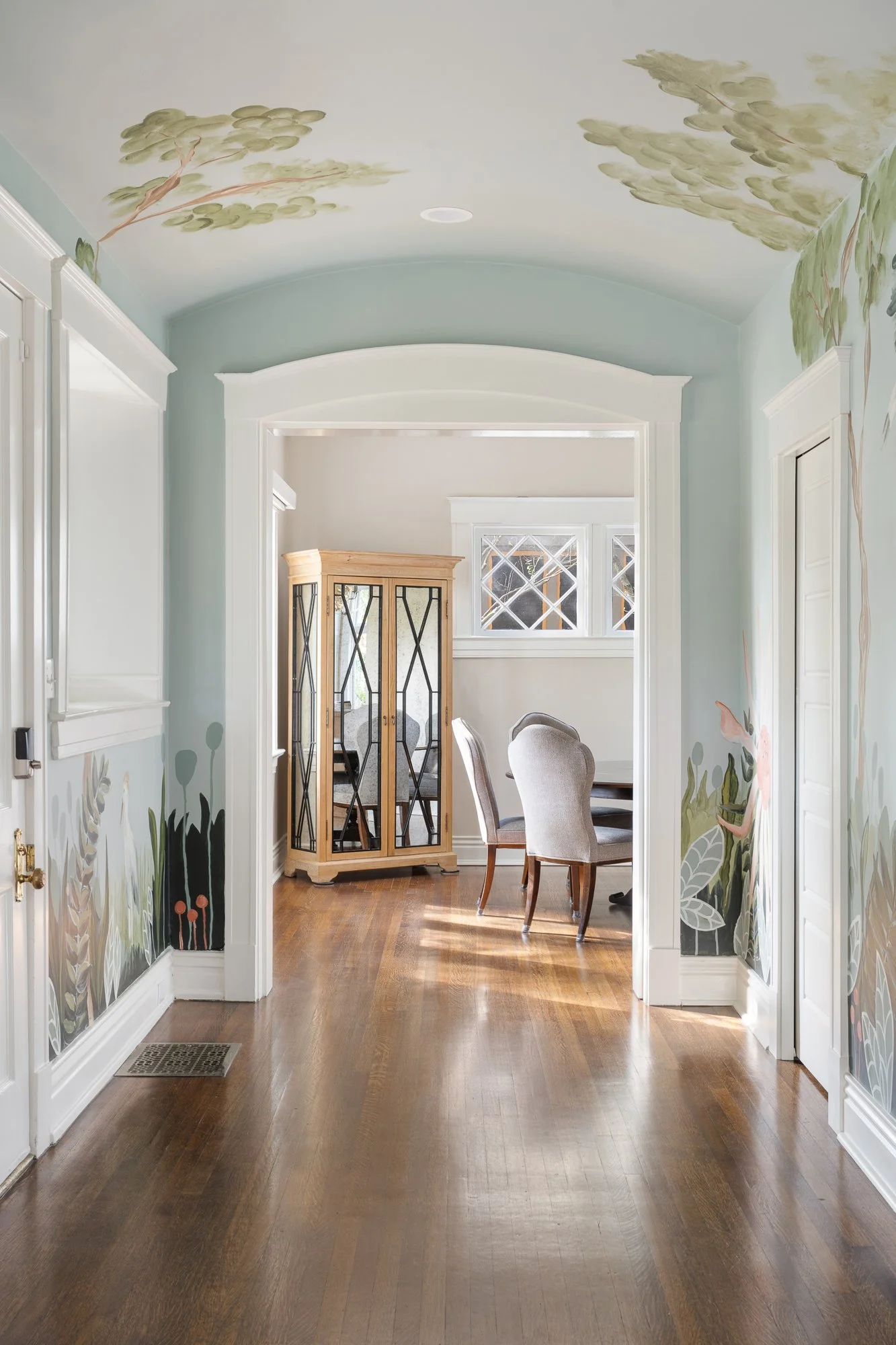 2525 Ransdell Ave interiors_webres-3.jpg
