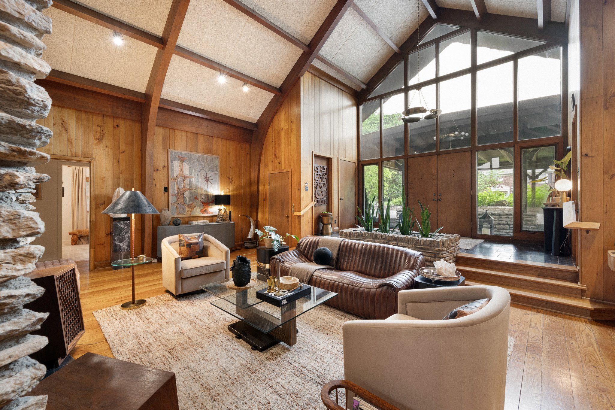 800 Greenspur Ln_web-16.jpg