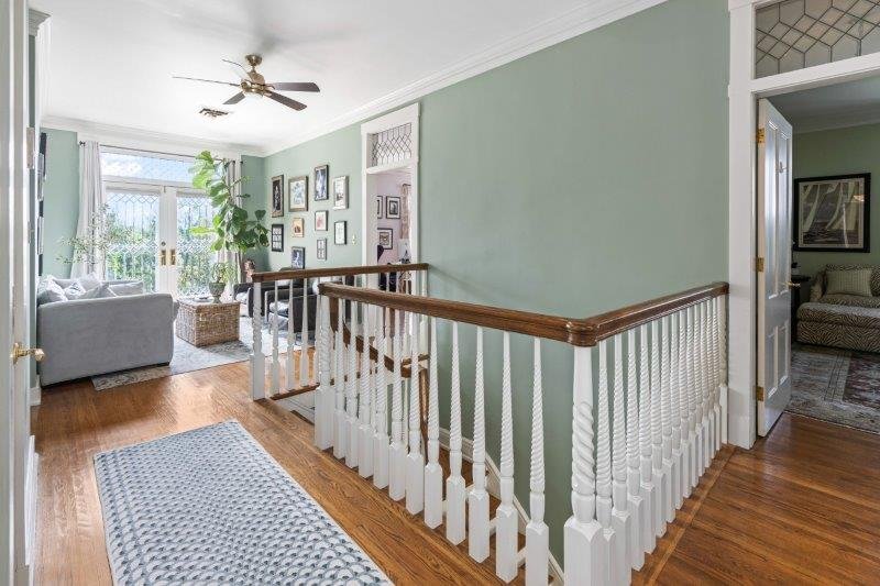 70-web-or-mls-6706 Elmcroft Cir-70.jpg