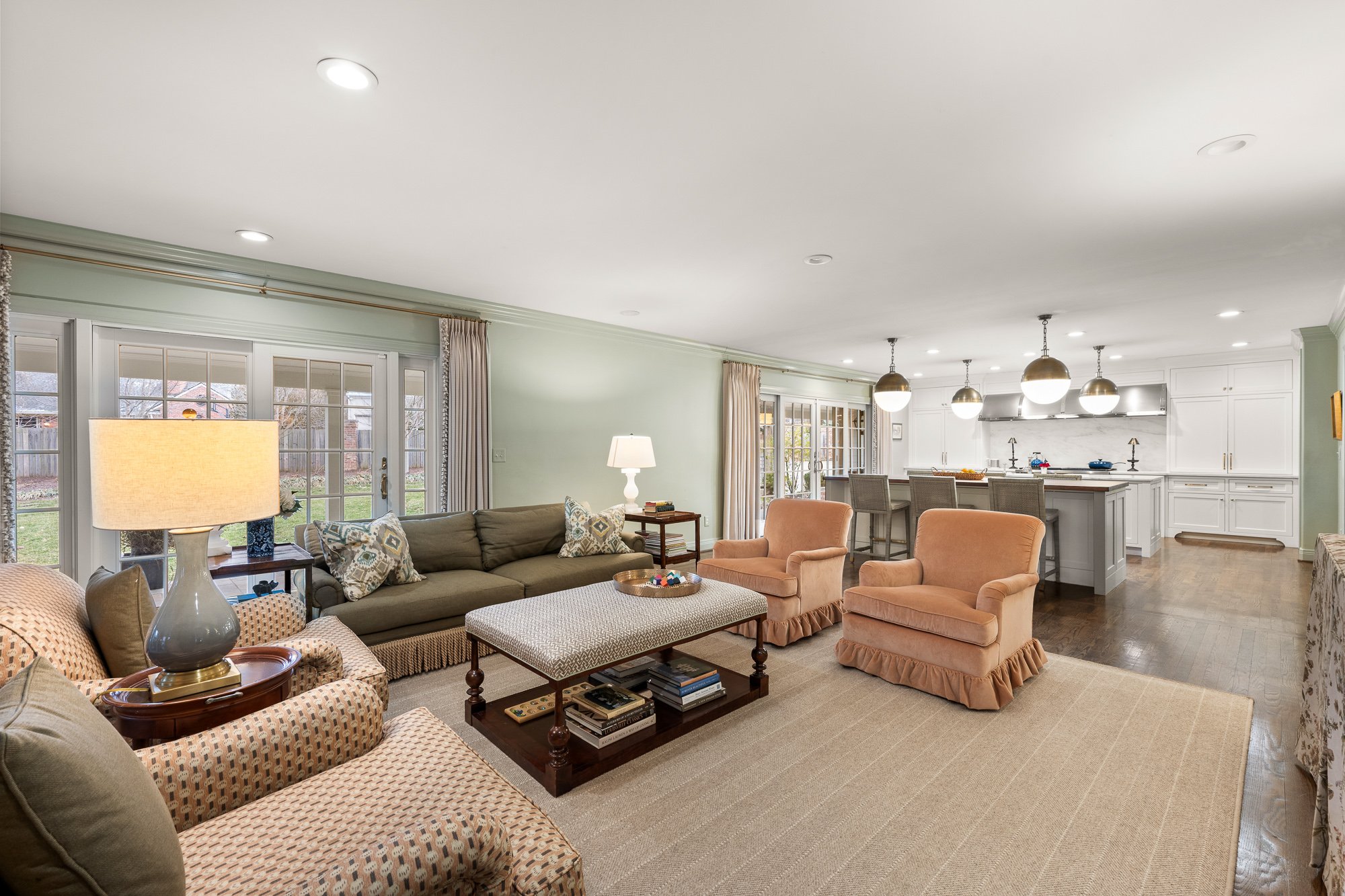 405 Mayfair Ln_web-19.jpg