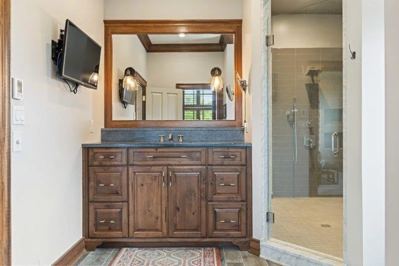 49-web-or-mls-6706 Elmcroft Cir-49.jpg