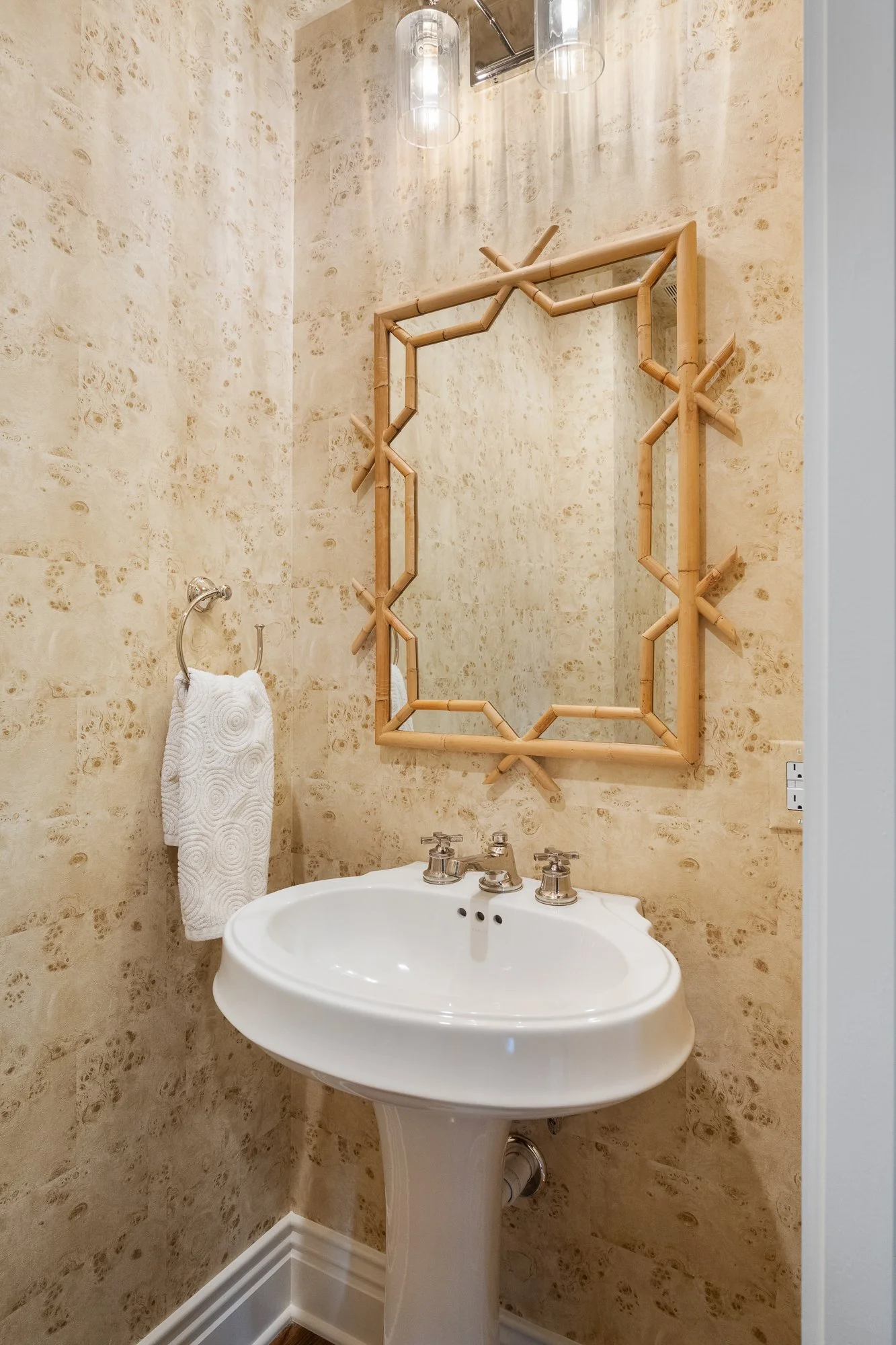 2525 Ransdell Ave interiors_webres-24.jpg