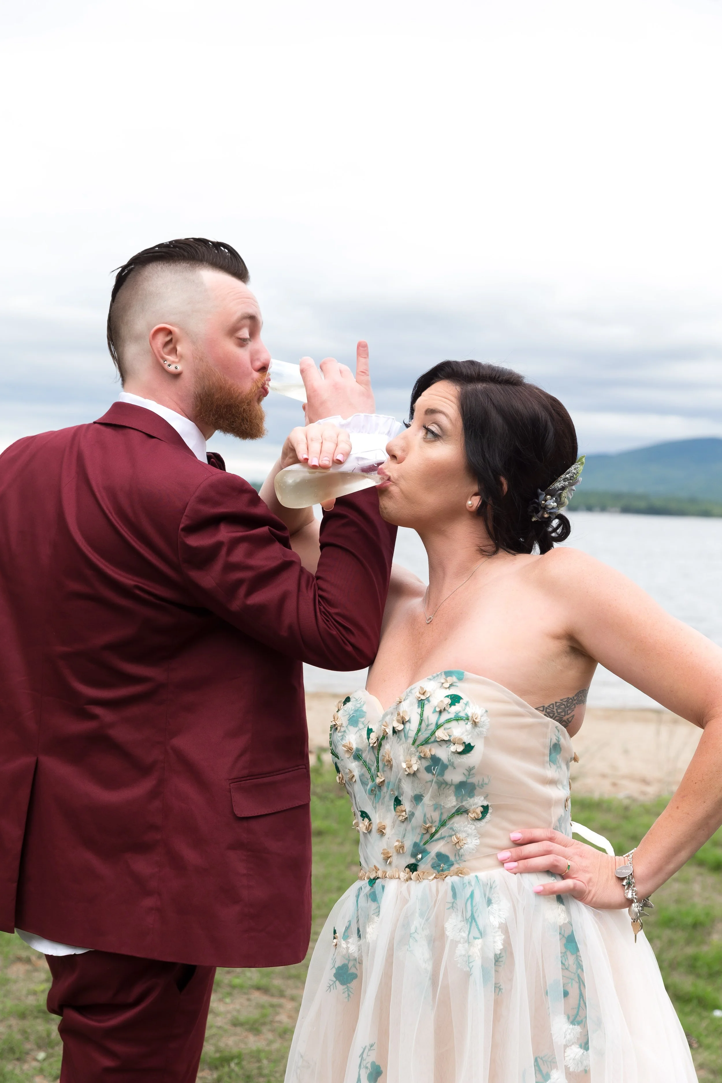 lake-winnipesaukee-wedding-champagne-toast-new-hampshire-chelsea-gorasia.jpg