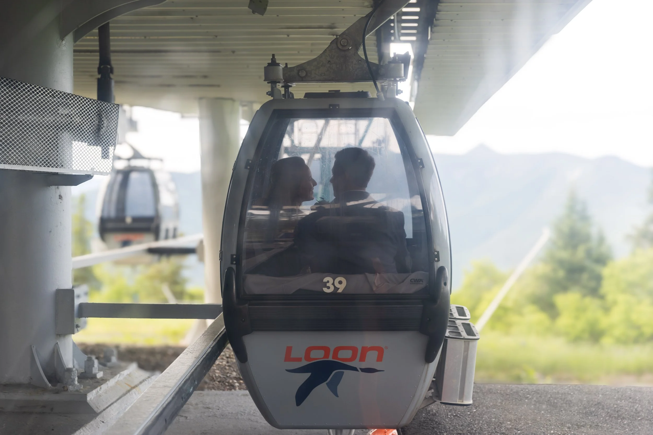 loon-mountain-gondola-wedding-ride.jpg