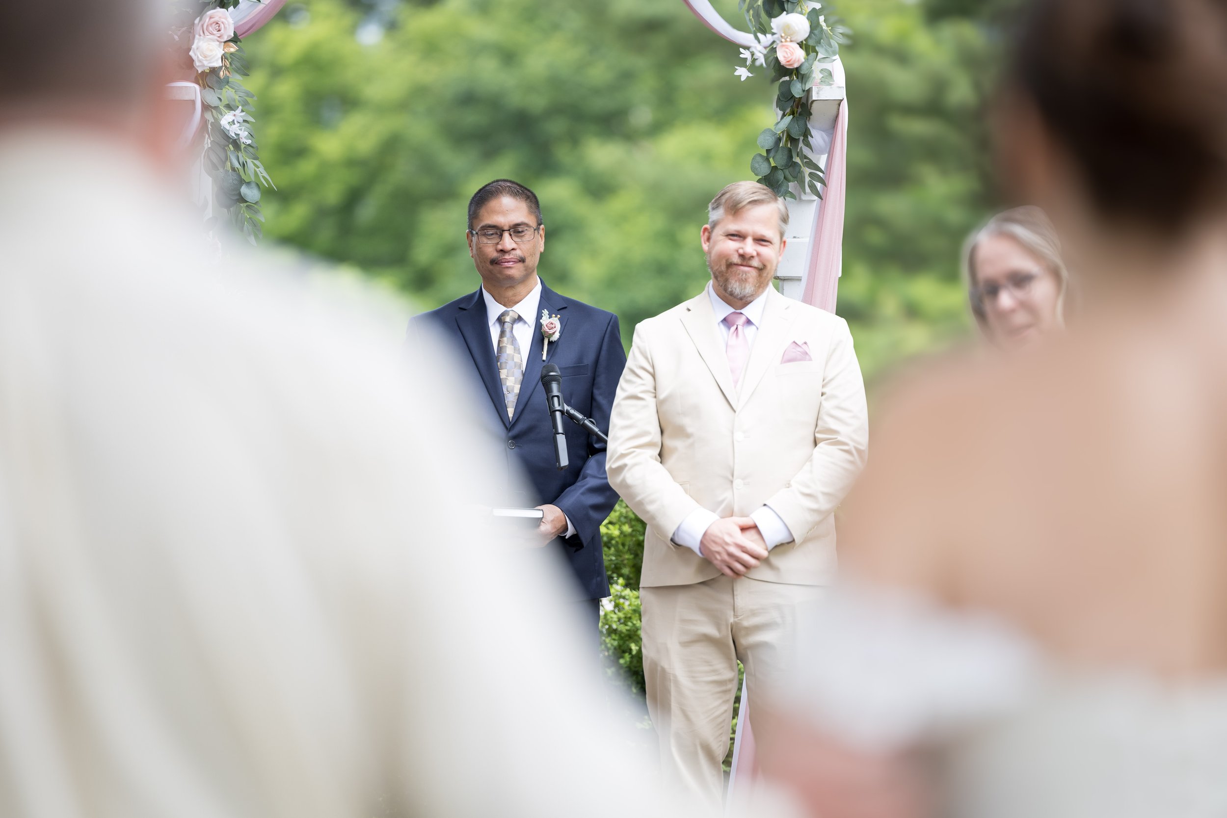 stonehurst-manor-wedding-ceremony-officiant-portrai.jpg