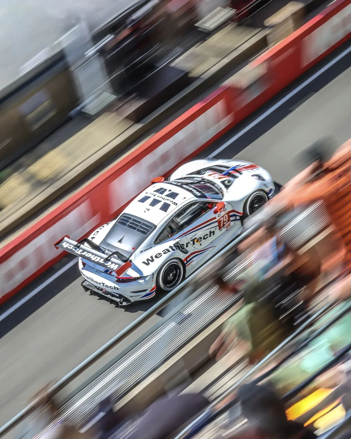 Porsche out of the pits - Le Mans 24h 2022

ISO 100
F5.6
1/40

..........................................................

Camera: Canon 90D
Lens: @canonuk 
50mm
18-55mm
70-200mm 
100-400mm

........................................................

#