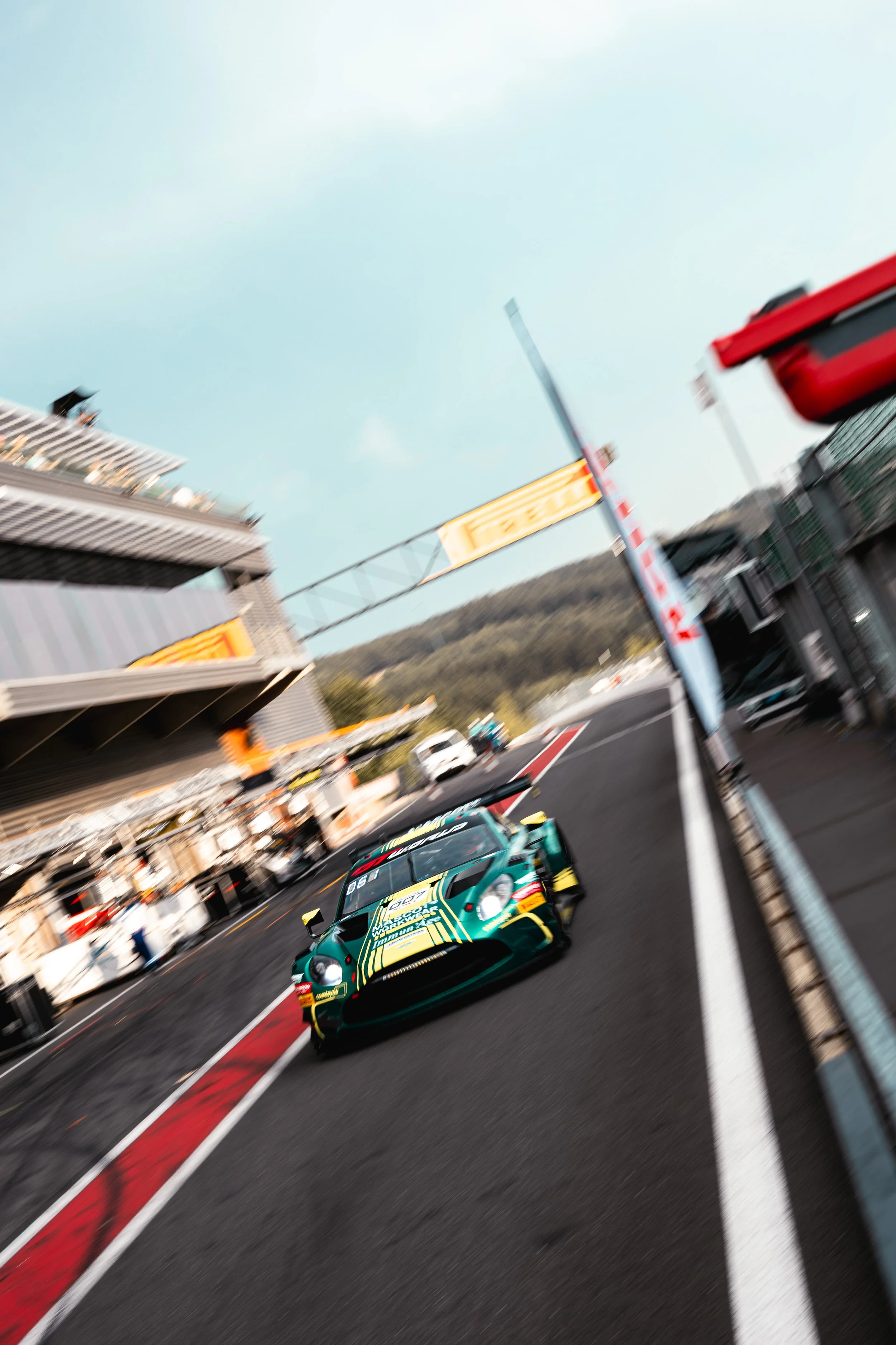 MRW-Spa24h- -1283.jpg