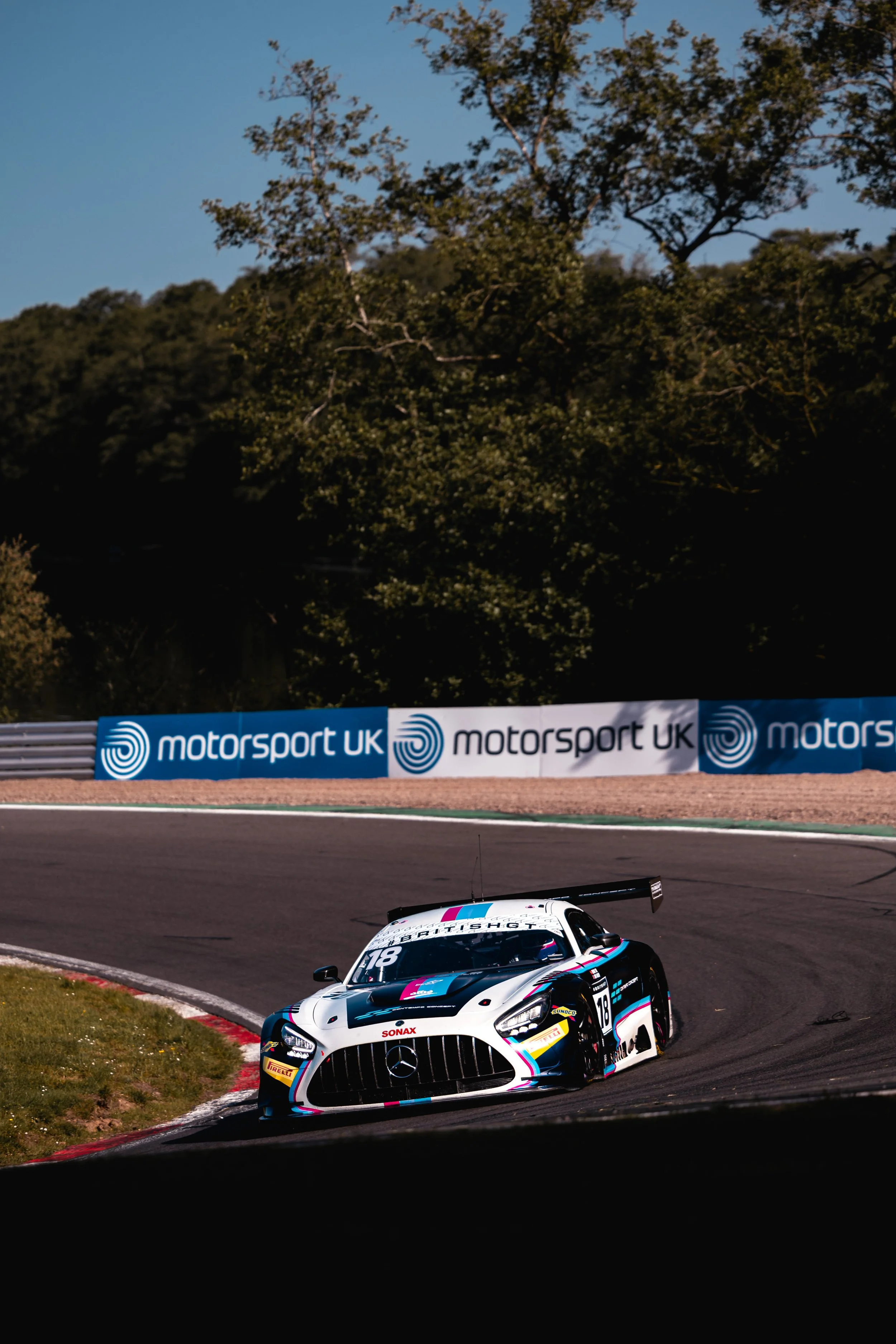MRW- OULTON-0482.jpg